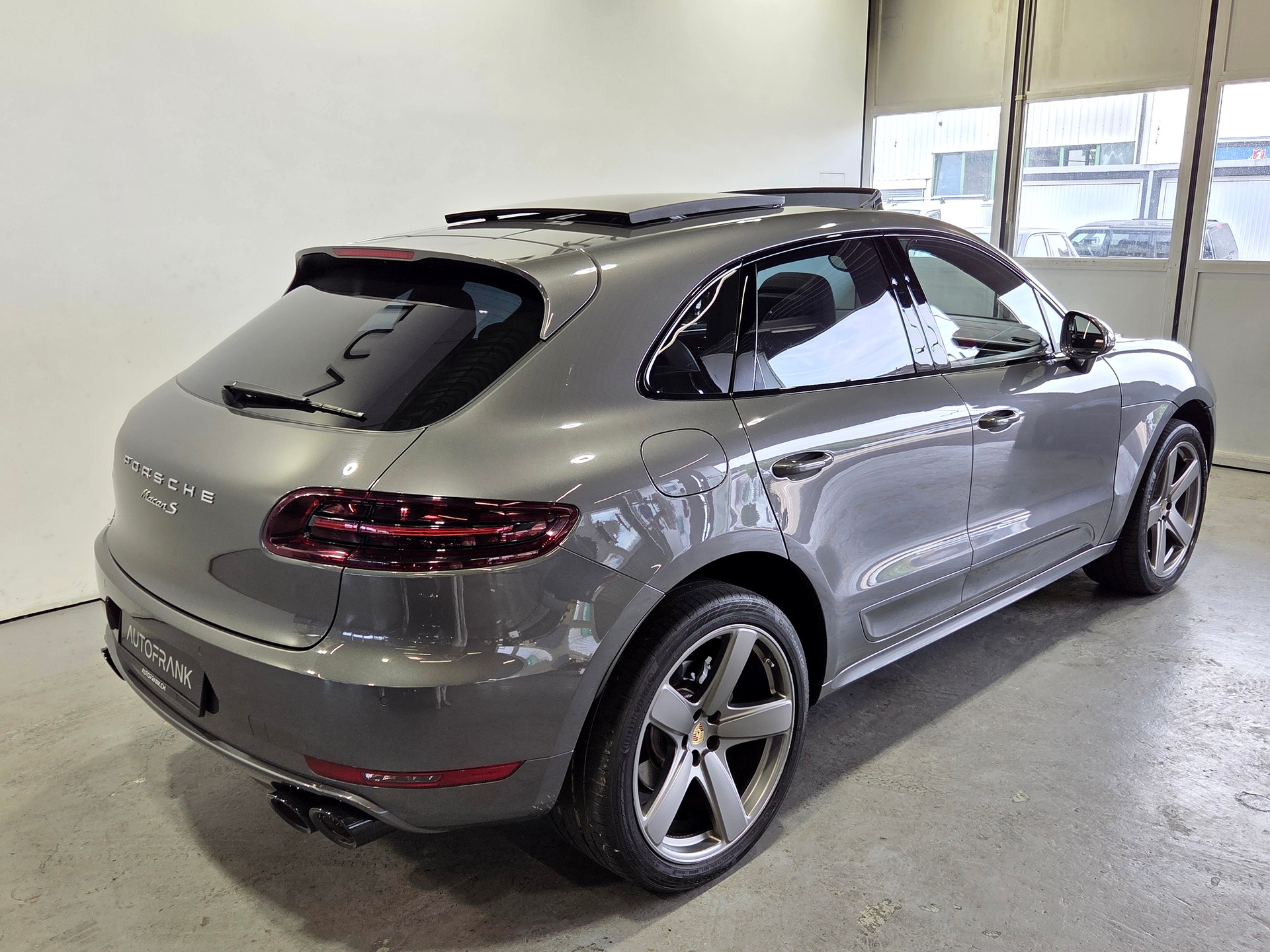 PORSCHE Macan 3.0 V6 S Diesel-image-17