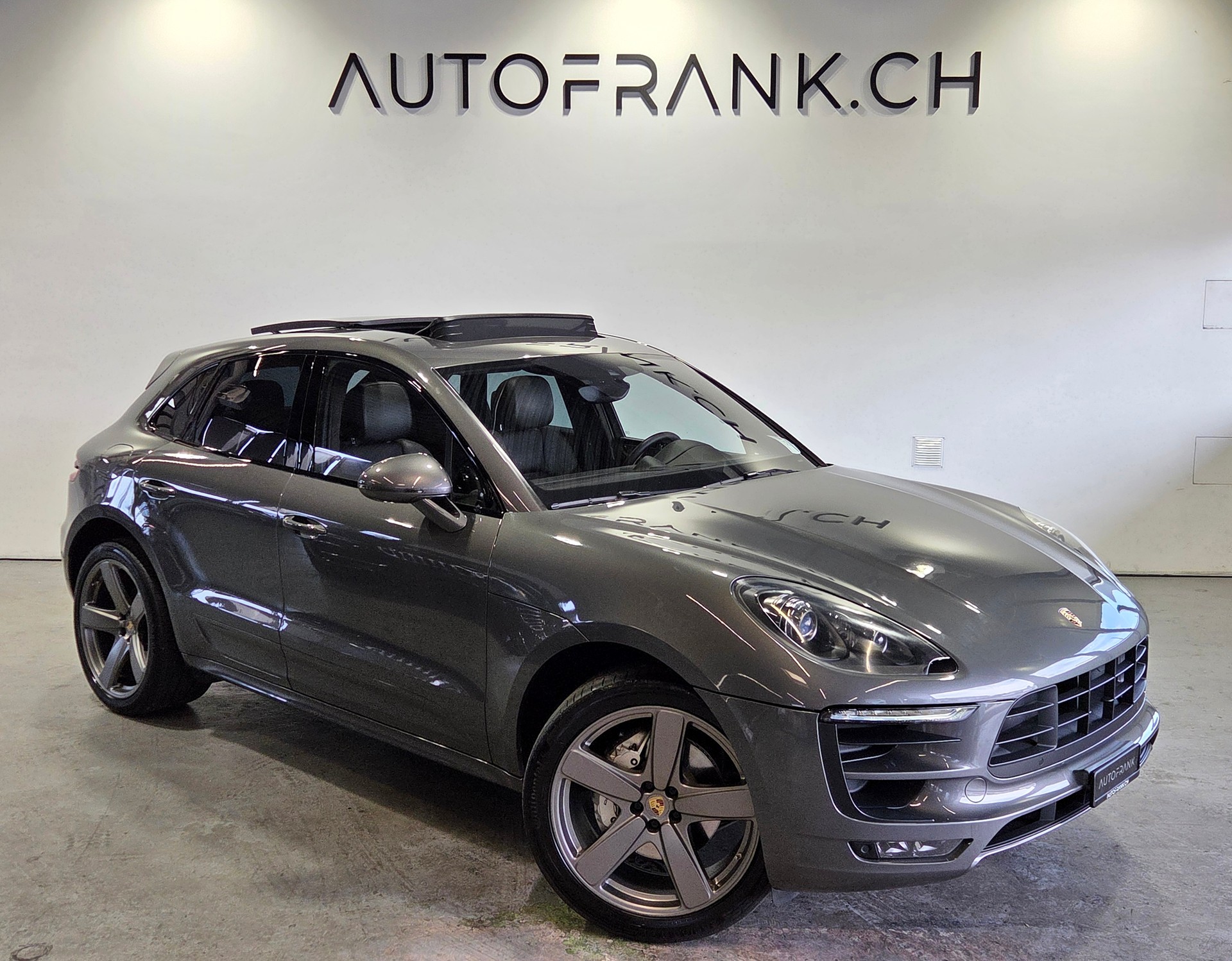 PORSCHE Macan 3.0 V6 S Diesel-image-16