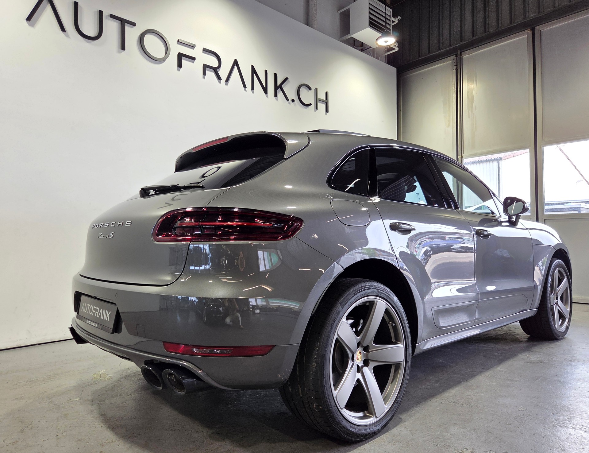 PORSCHE Macan 3.0 V6 S Diesel-image-2