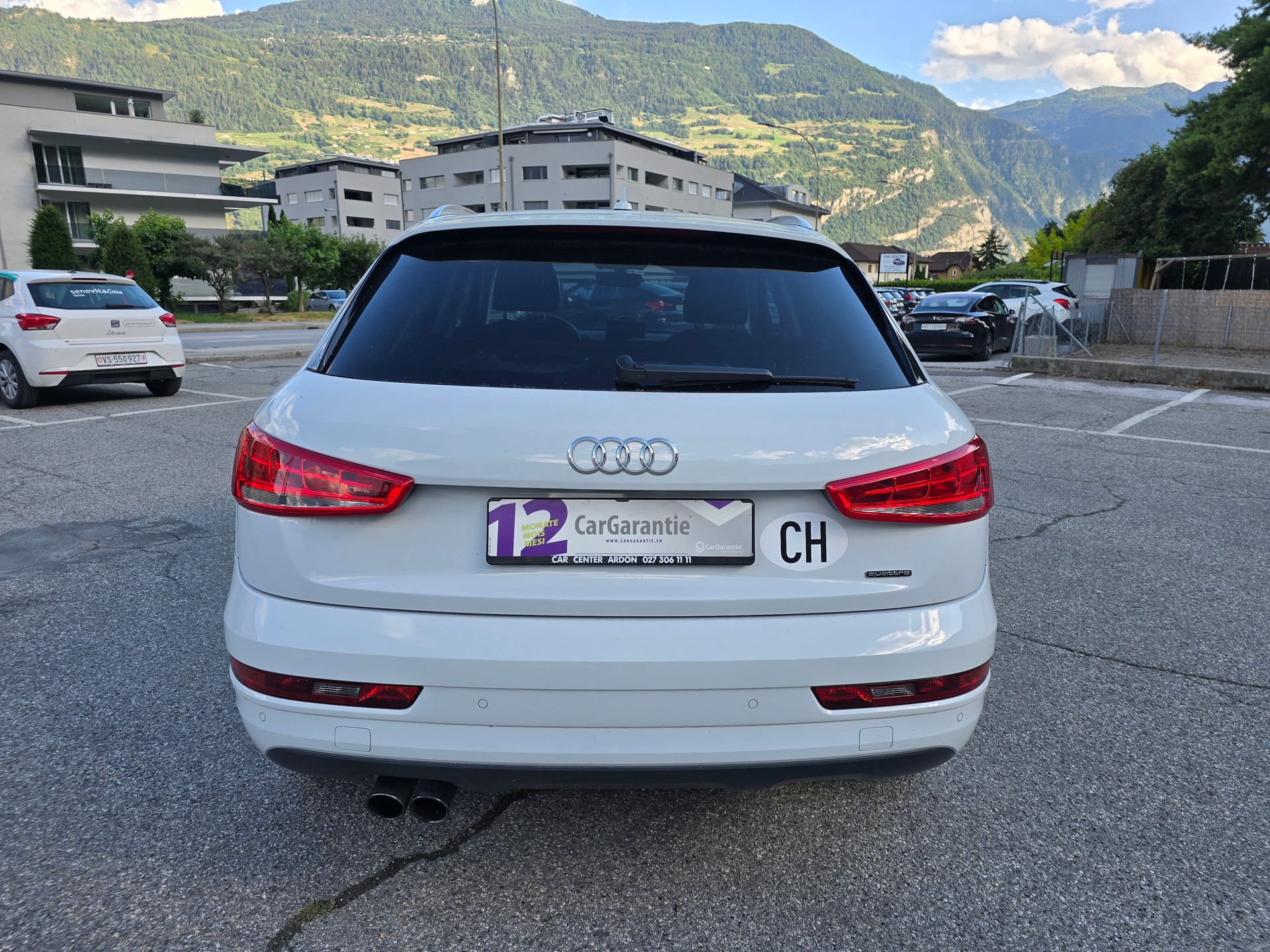 AUDI Q3 2.0 TFSI sport quattro S-tronic-image-4