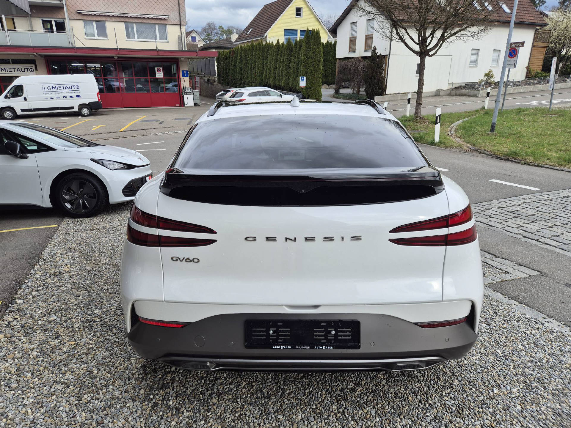 GENESIS GV60 Dual Motor Sport AWD-image-2