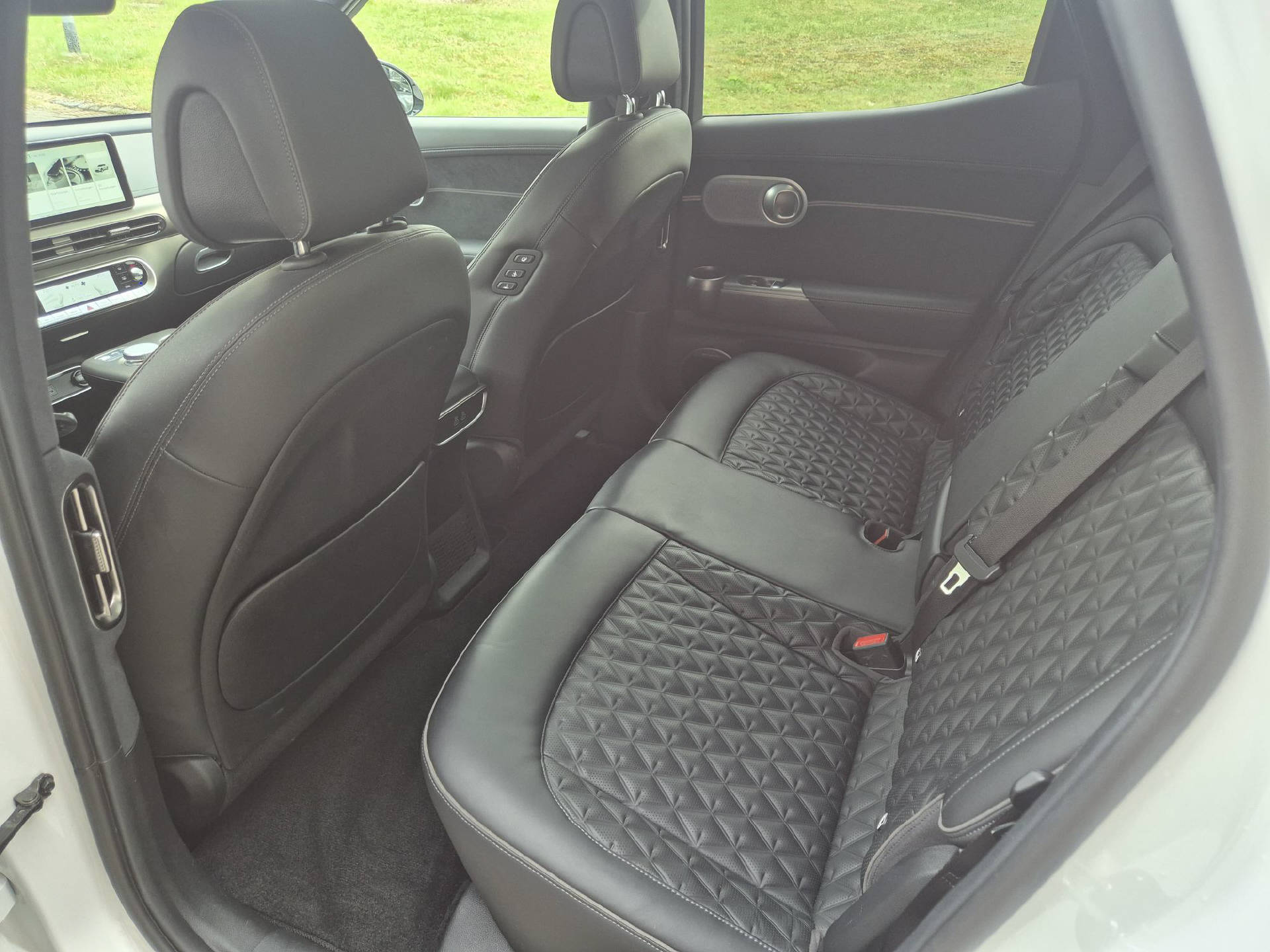 GENESIS GV60 Dual Motor Sport AWD-image-12