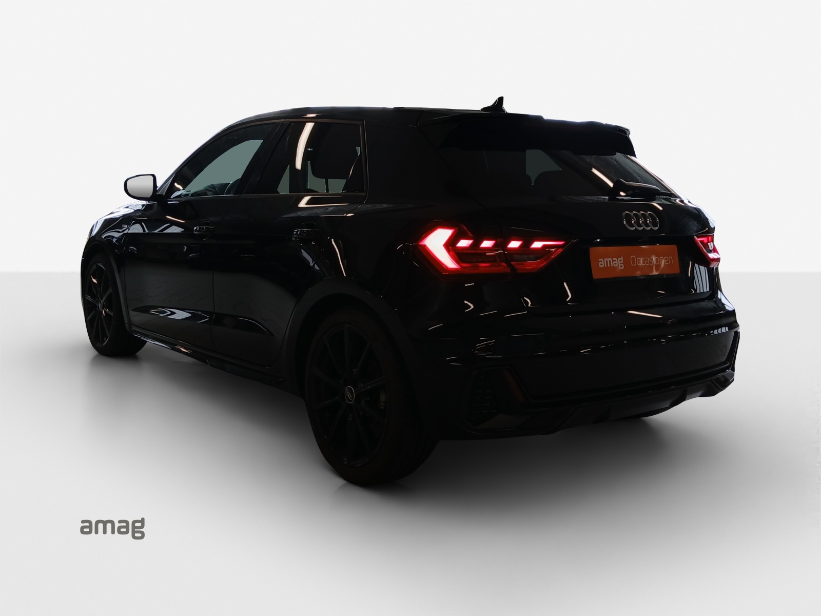 AUDI A1 Sportback 30 TFSI S Line Attraction S-tronic-image-2