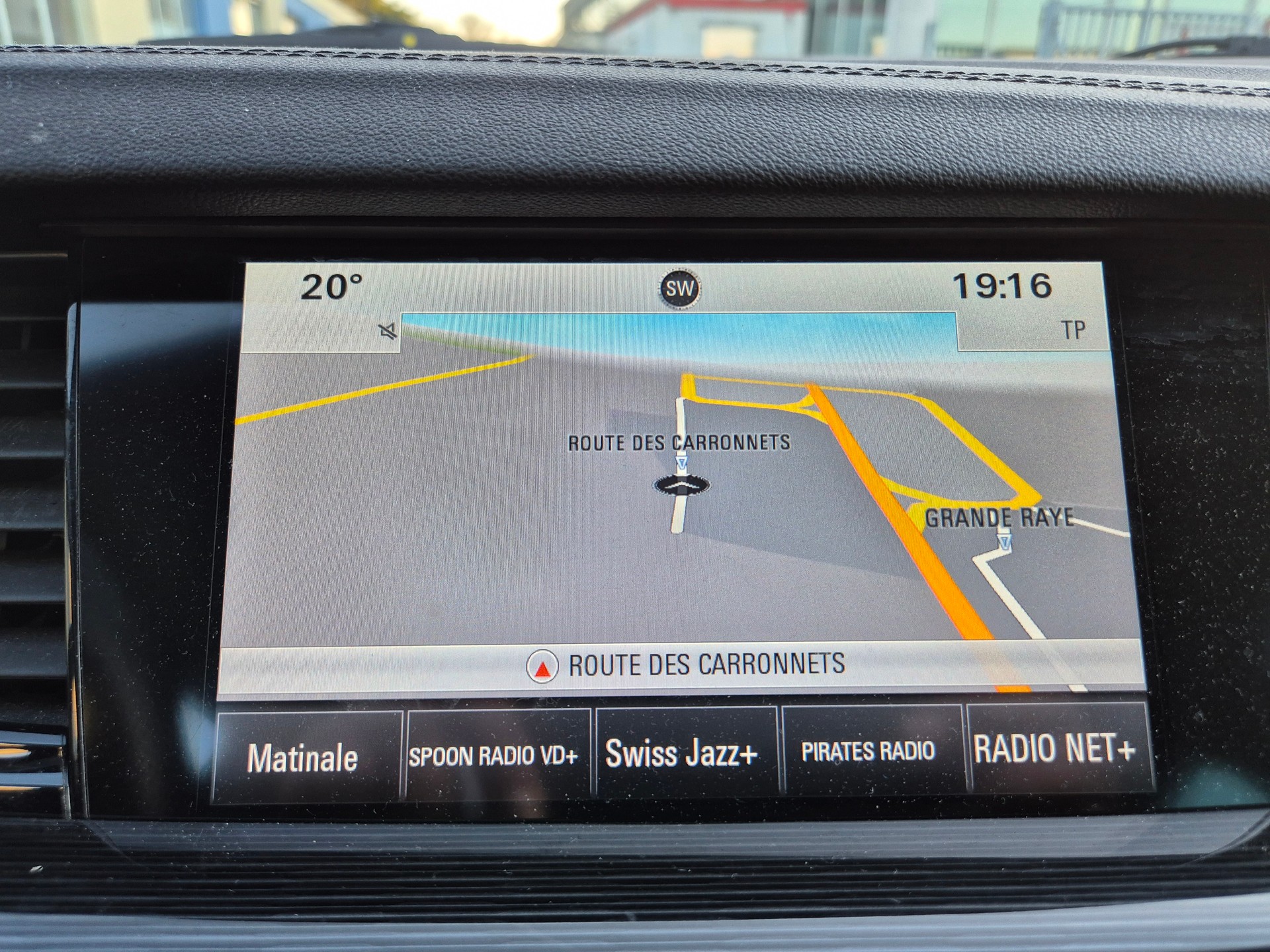 OPEL Insignia 2.0 T Sports Tourer Excellence 4WD Automat.-image-6