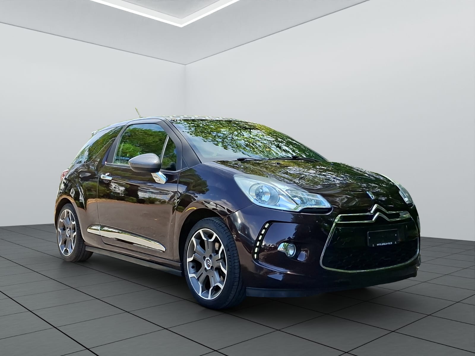 DS AUTOMOBILES DS3 1.6 THP Sport Chic-image-2