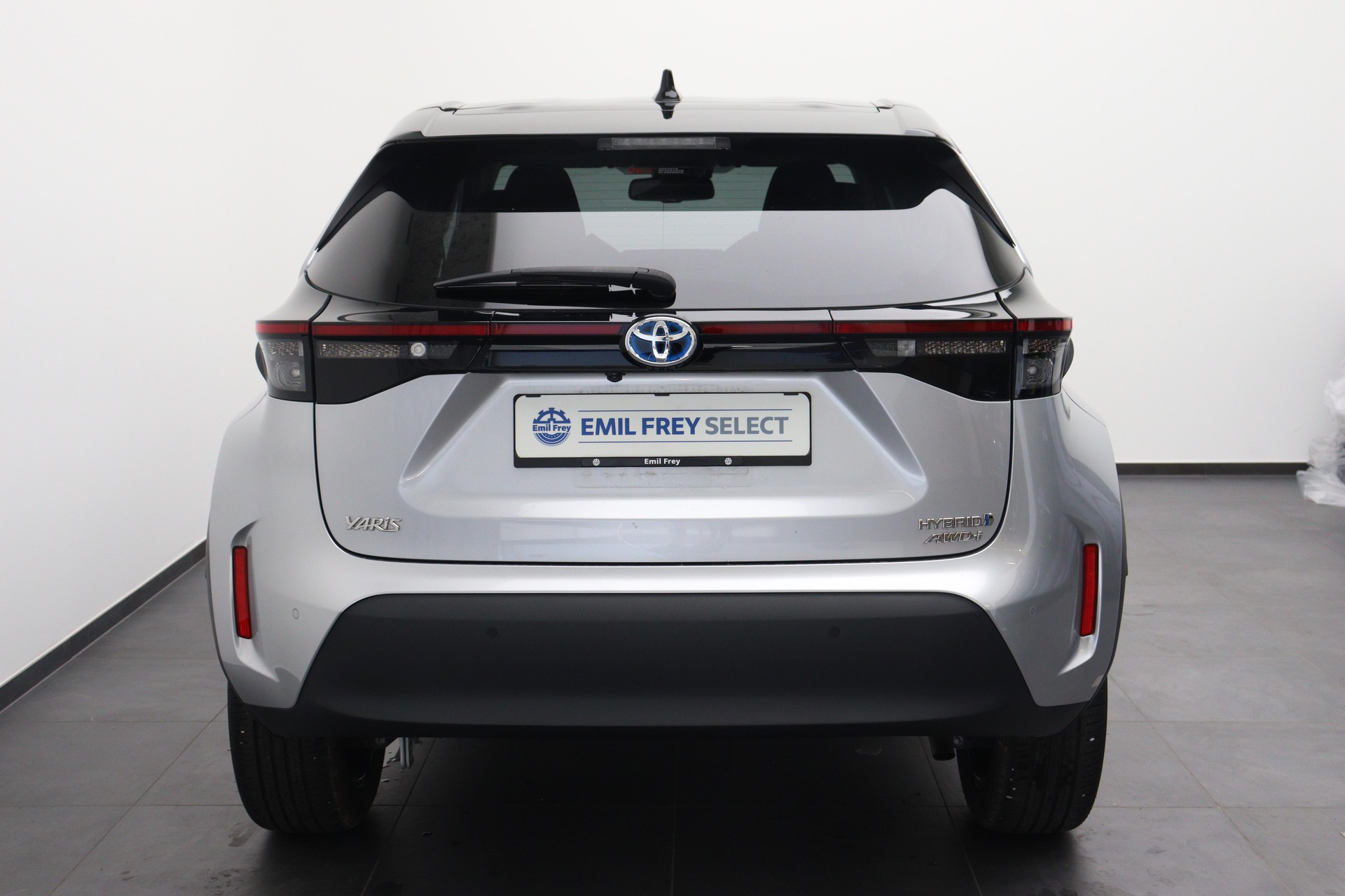 TOYOTA Yaris Cross 1.5 VVT-i HSD Elegant AWD-i-image-4