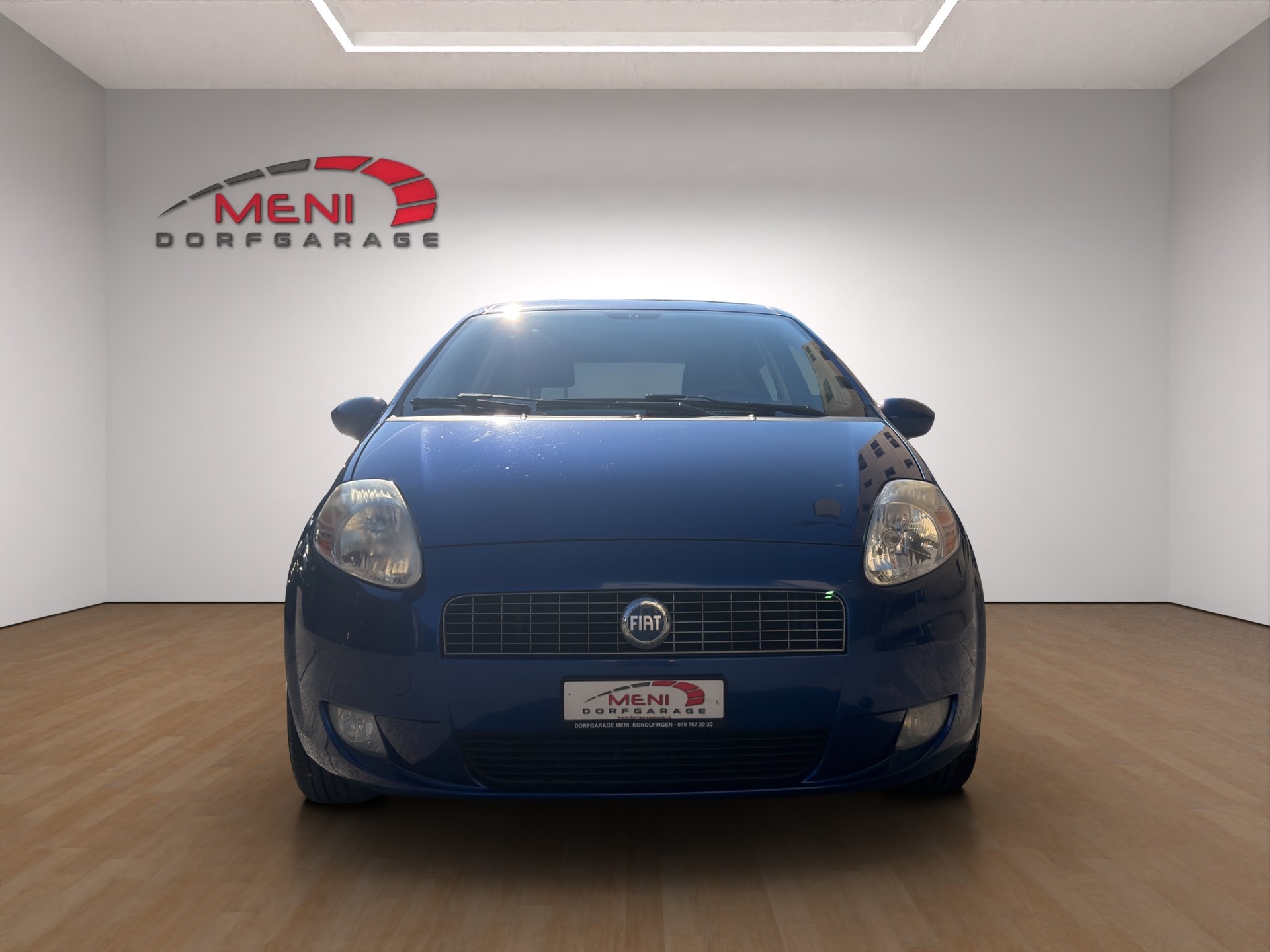 FIAT Punto 1.4 16V Emotion-image-1