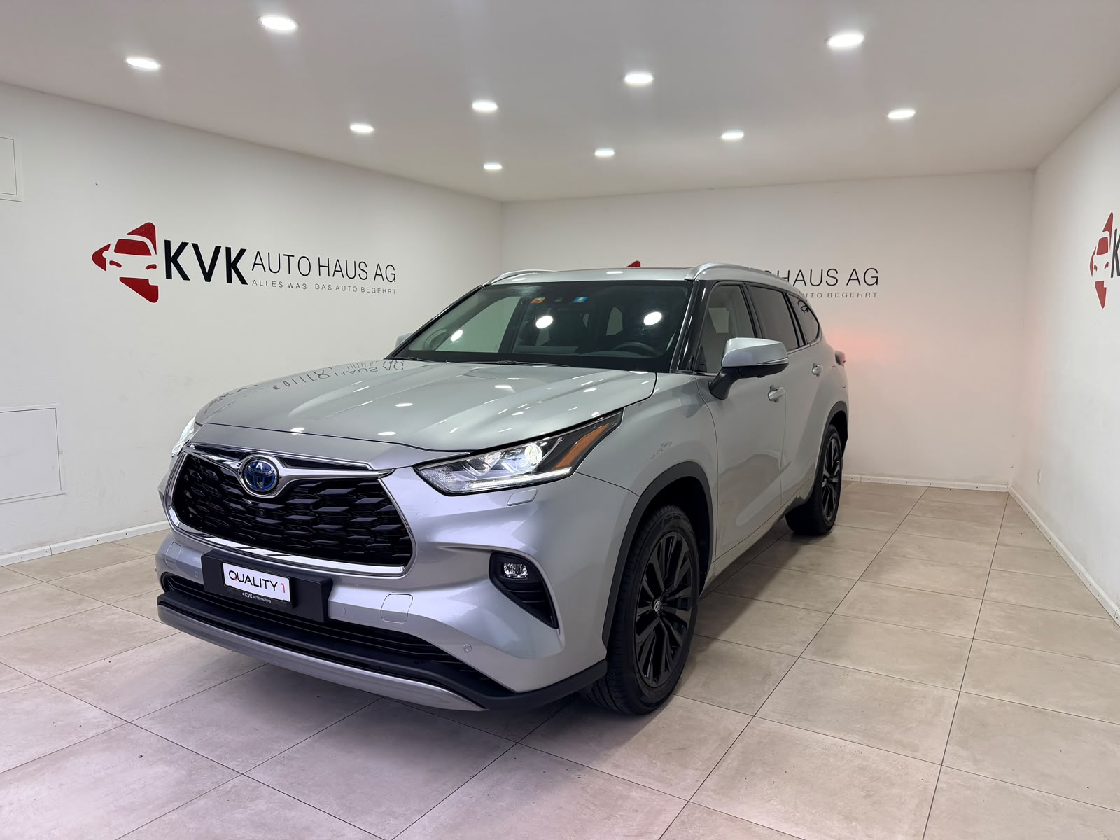 TOYOTA Highlander 2.5 HSD Premium e-CVT*Vollaustattung*15 Jahre Werksgarantie*CH Fahrzeug*7 Plätzer*-showroom-element-1