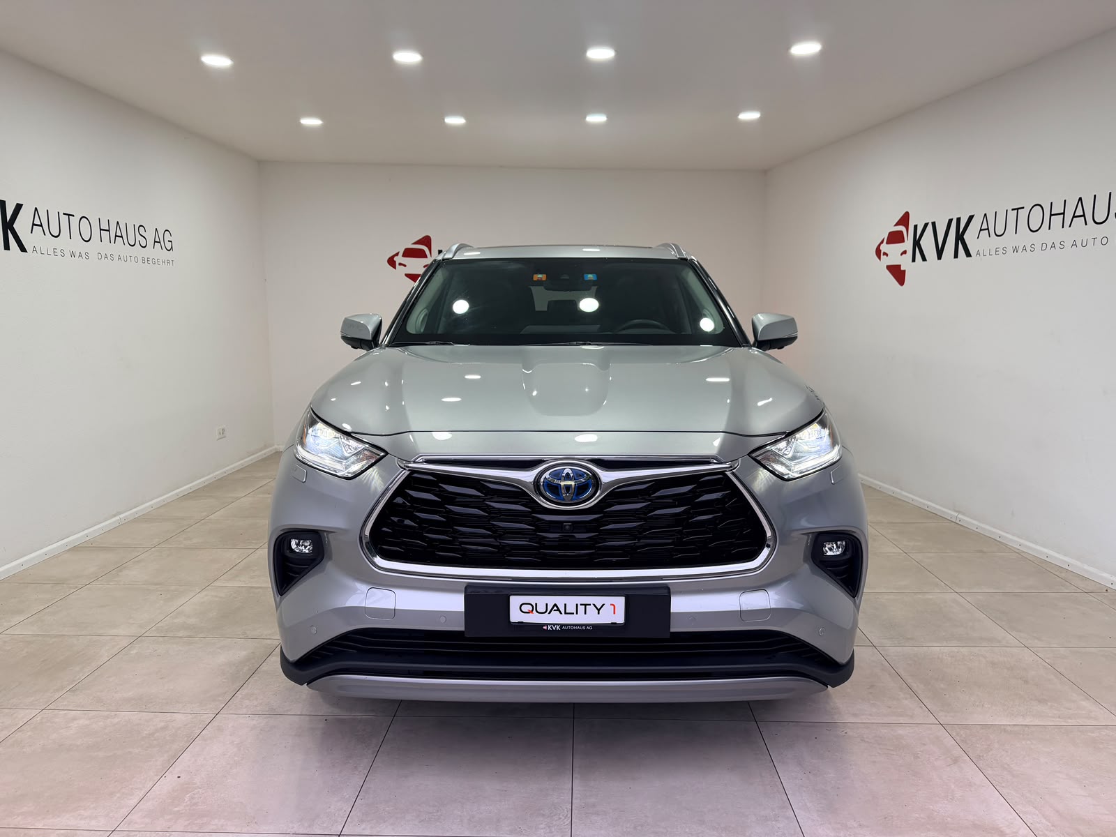TOYOTA Highlander 2.5 HSD Premium e-CVT*Vollaustattung*15 Jahre Werksgarantie*CH Fahrzeug*7 Plätzer*-showroom-element-3