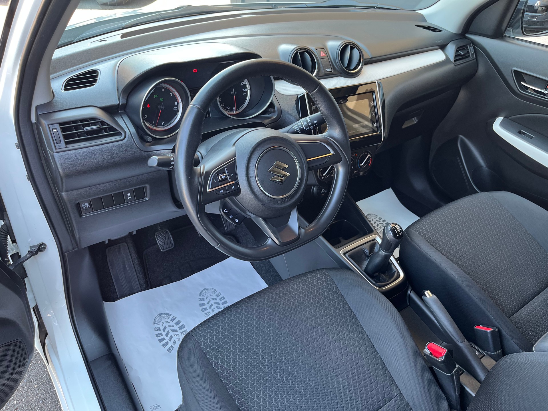 SUZUKI Swift 1.2i 16V Compact+ Allgrip 4x4-image-10