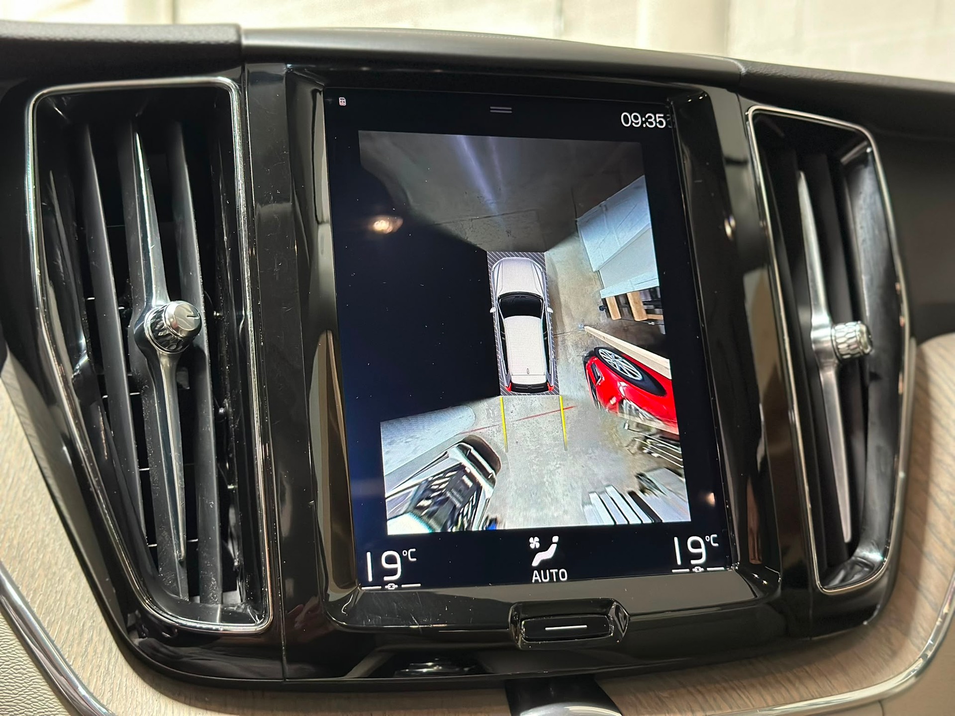 VOLVO XC60 T8 eAWD Inscription Geartronic-image-15