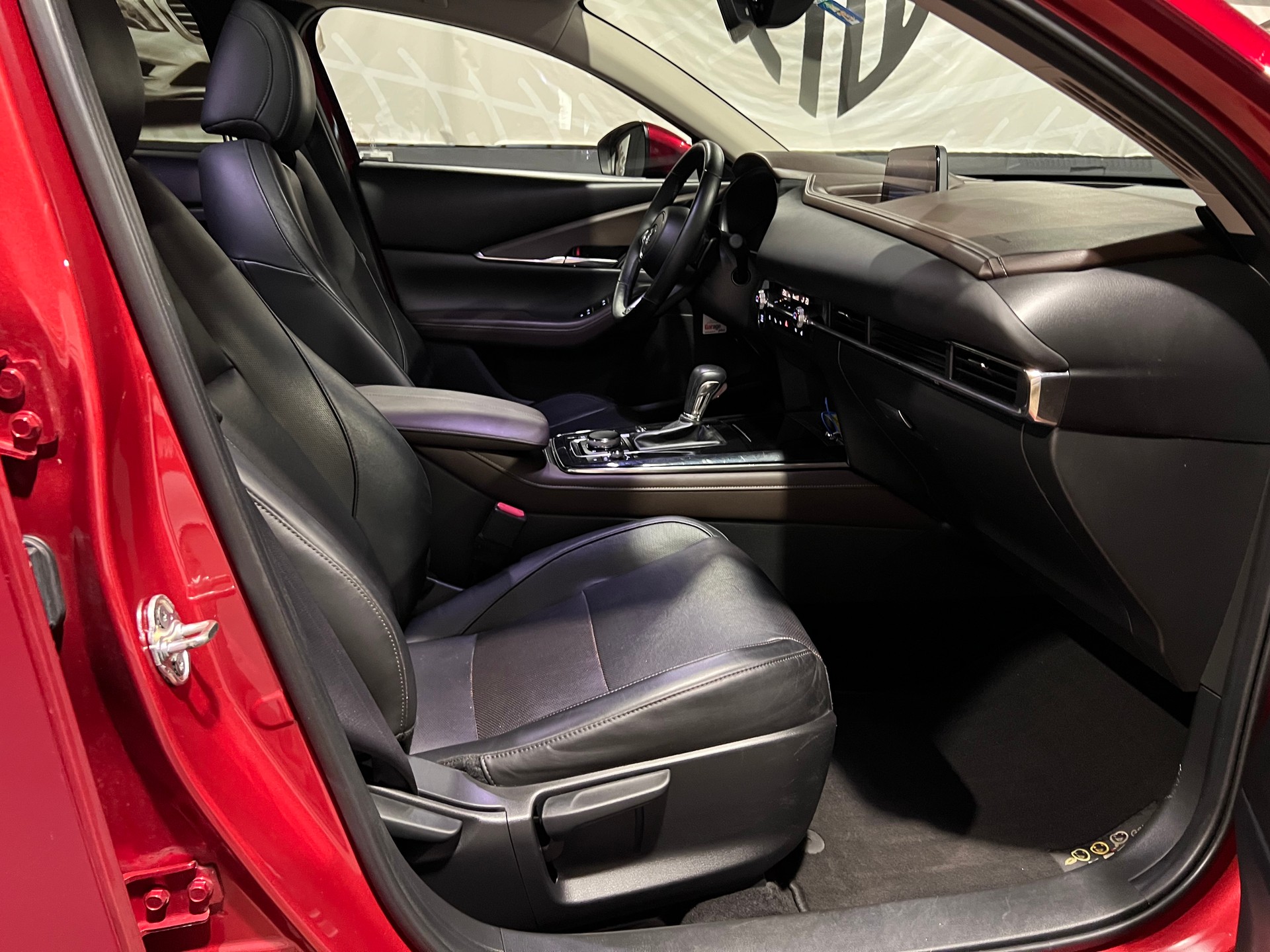 MAZDA CX-30 SKYACTIV-X M Hybrid 180 Revolution AWD Automat-image-13