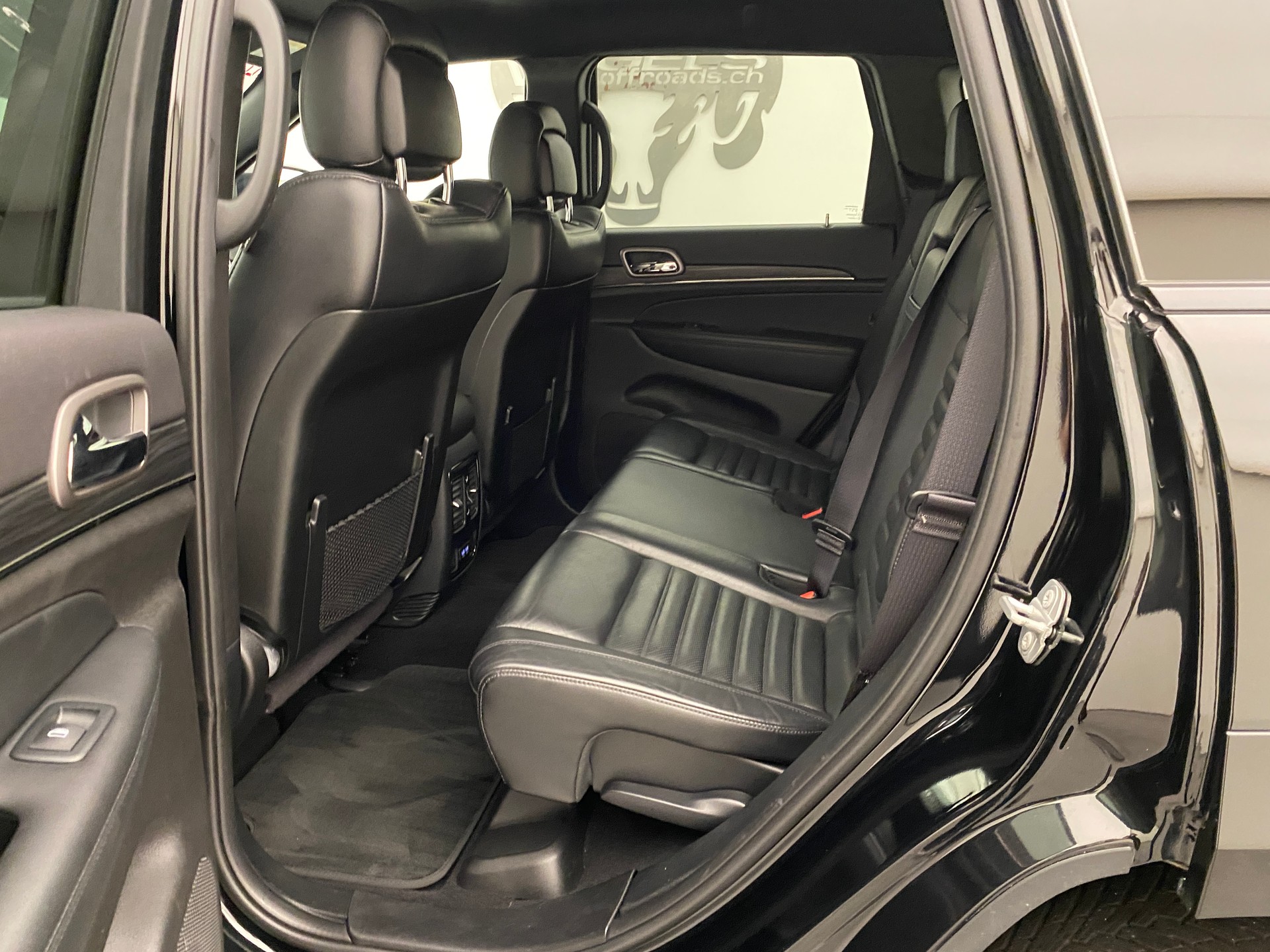 JEEP Grand Cherokee 3.0 CRD S-Limited-image-13