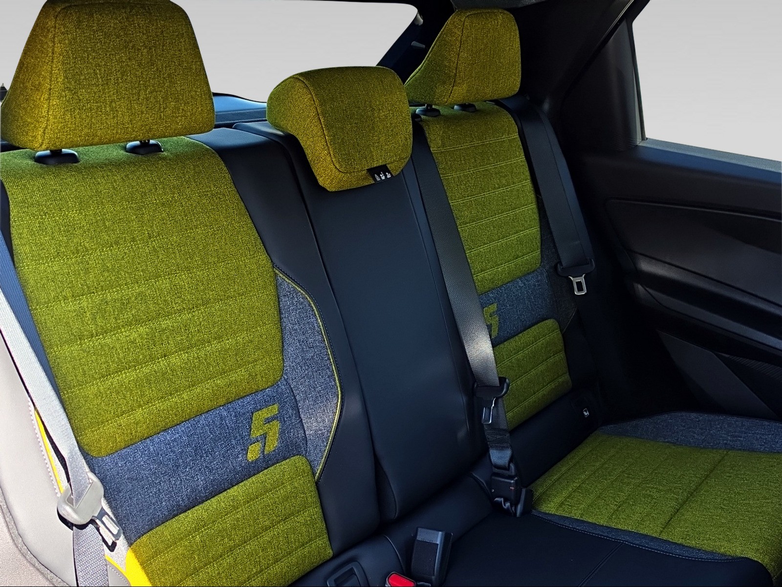 RENAULT R5 E-Tech Comfort Range iconic five-image-12