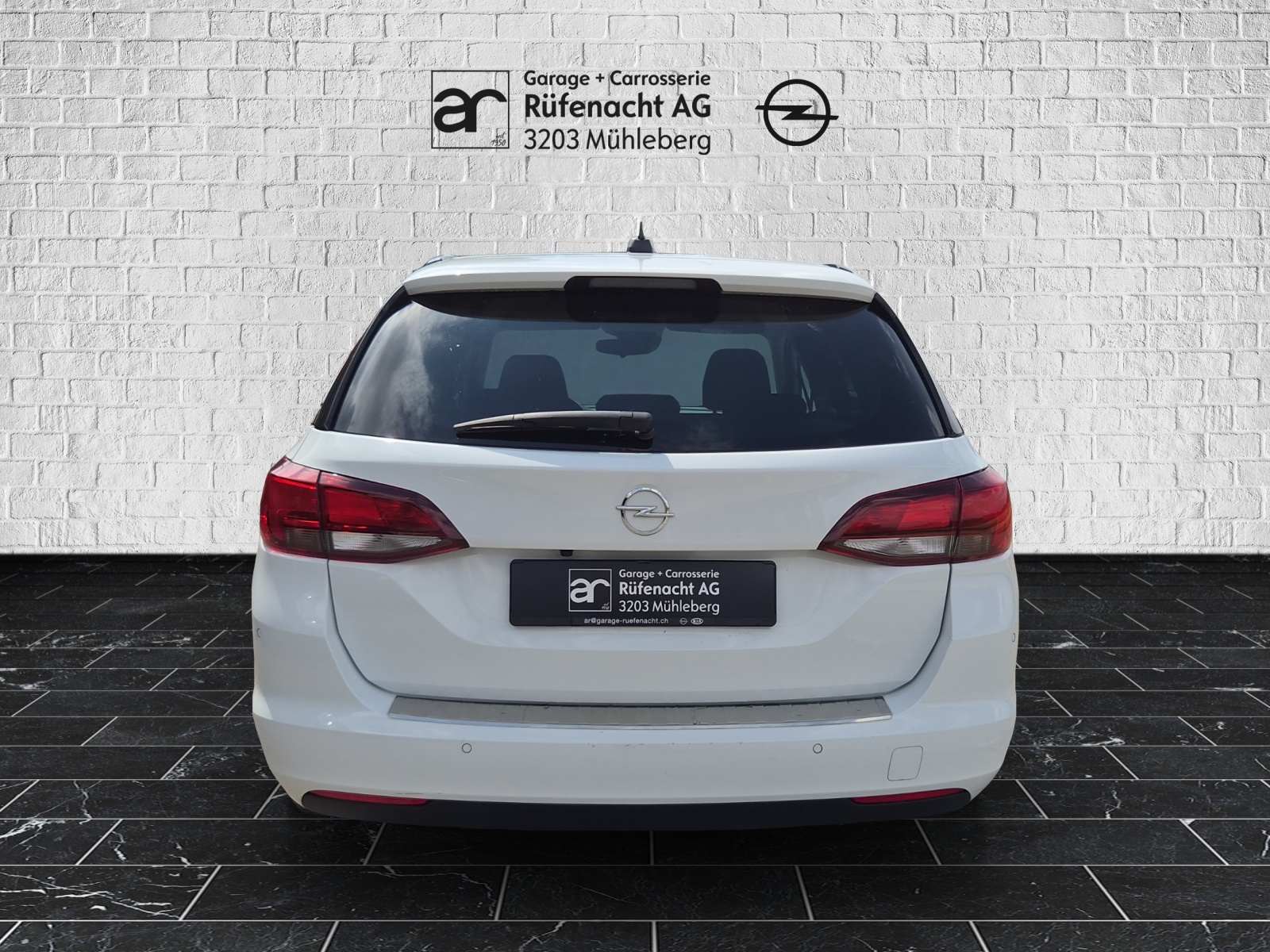 OPEL Astra Sports Tourer 1.4 T Edition S/S-image-3