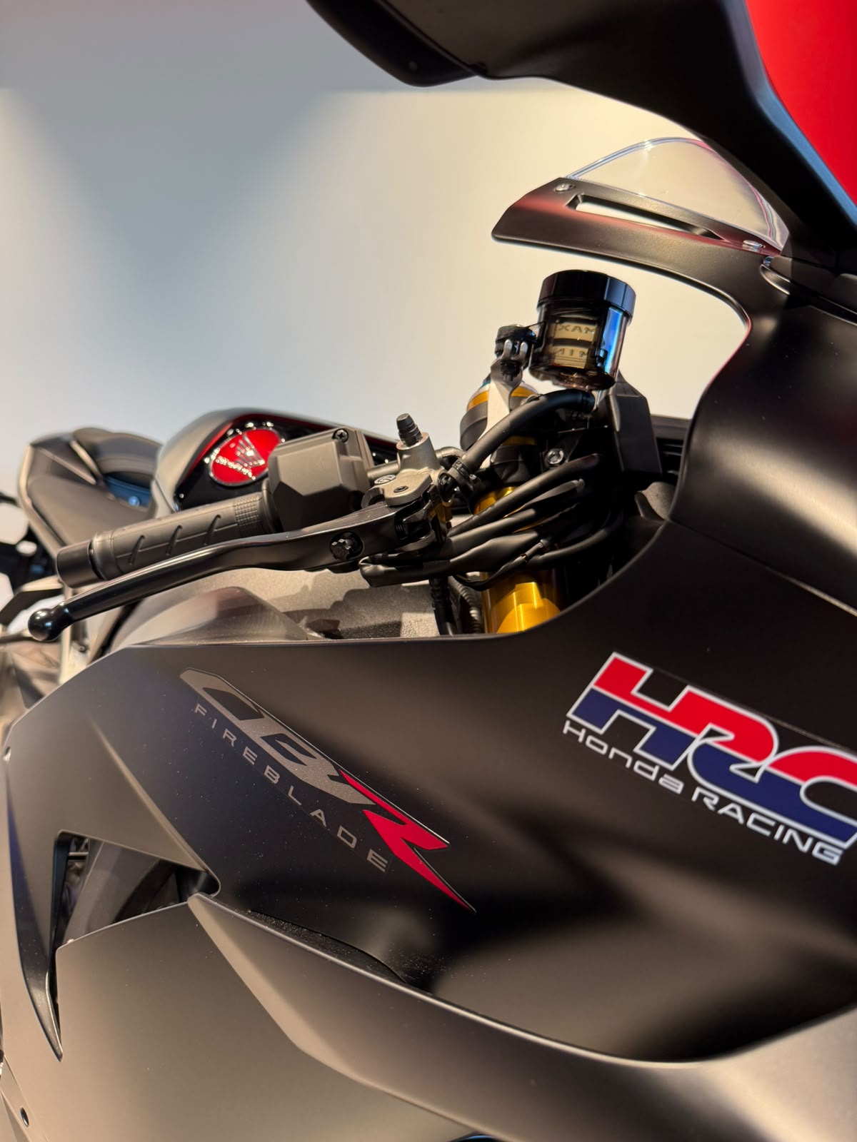 HONDA CBR 1000 RR-R Fireblade SP-showroom-element-3