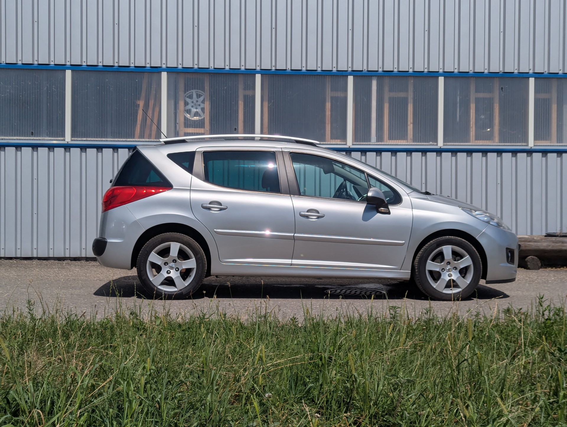 PEUGEOT 207 SW 1.6 16V Trendy Clim-image-7