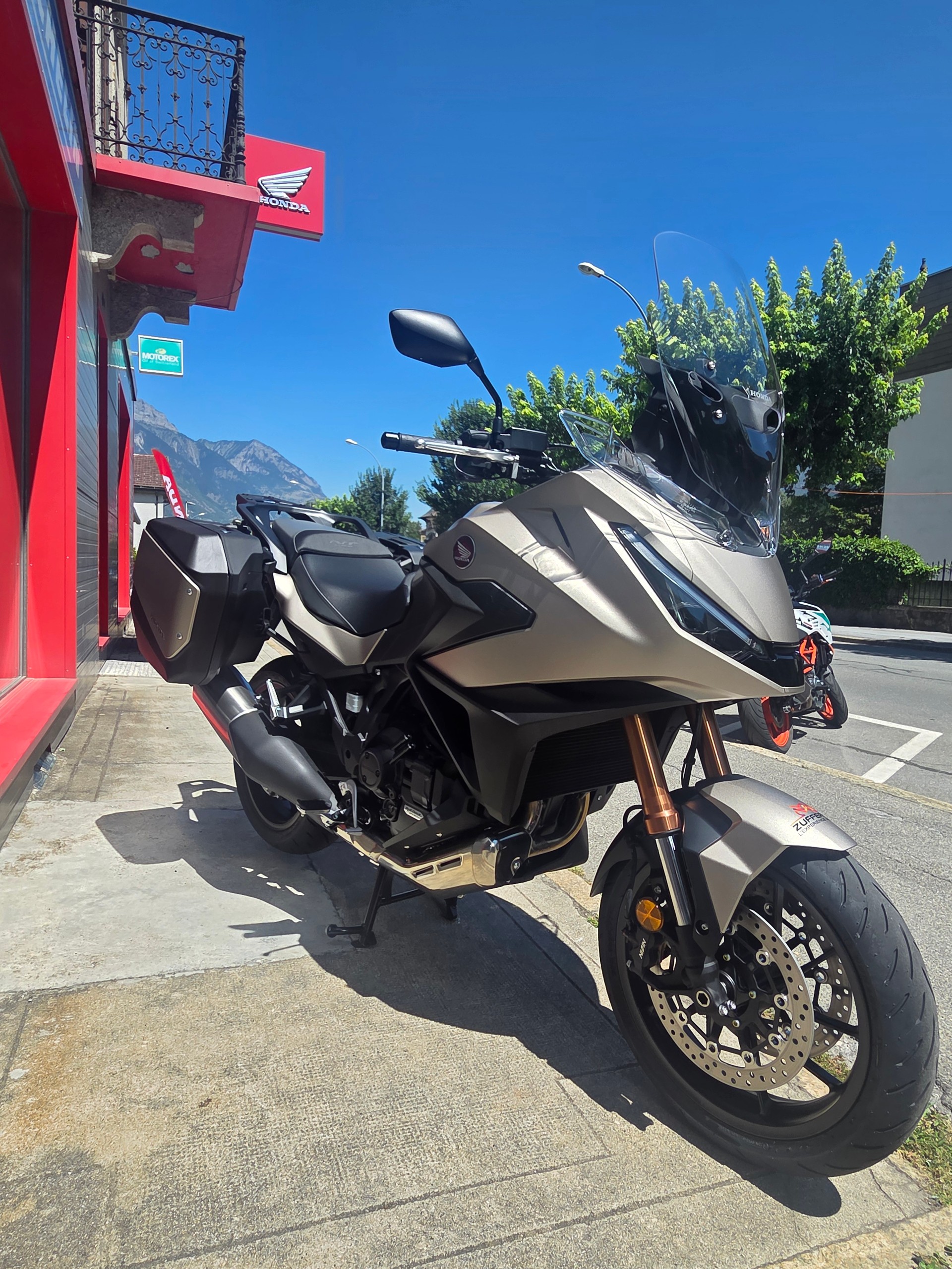 HONDA NT 1100 DCT E.S.-image-2