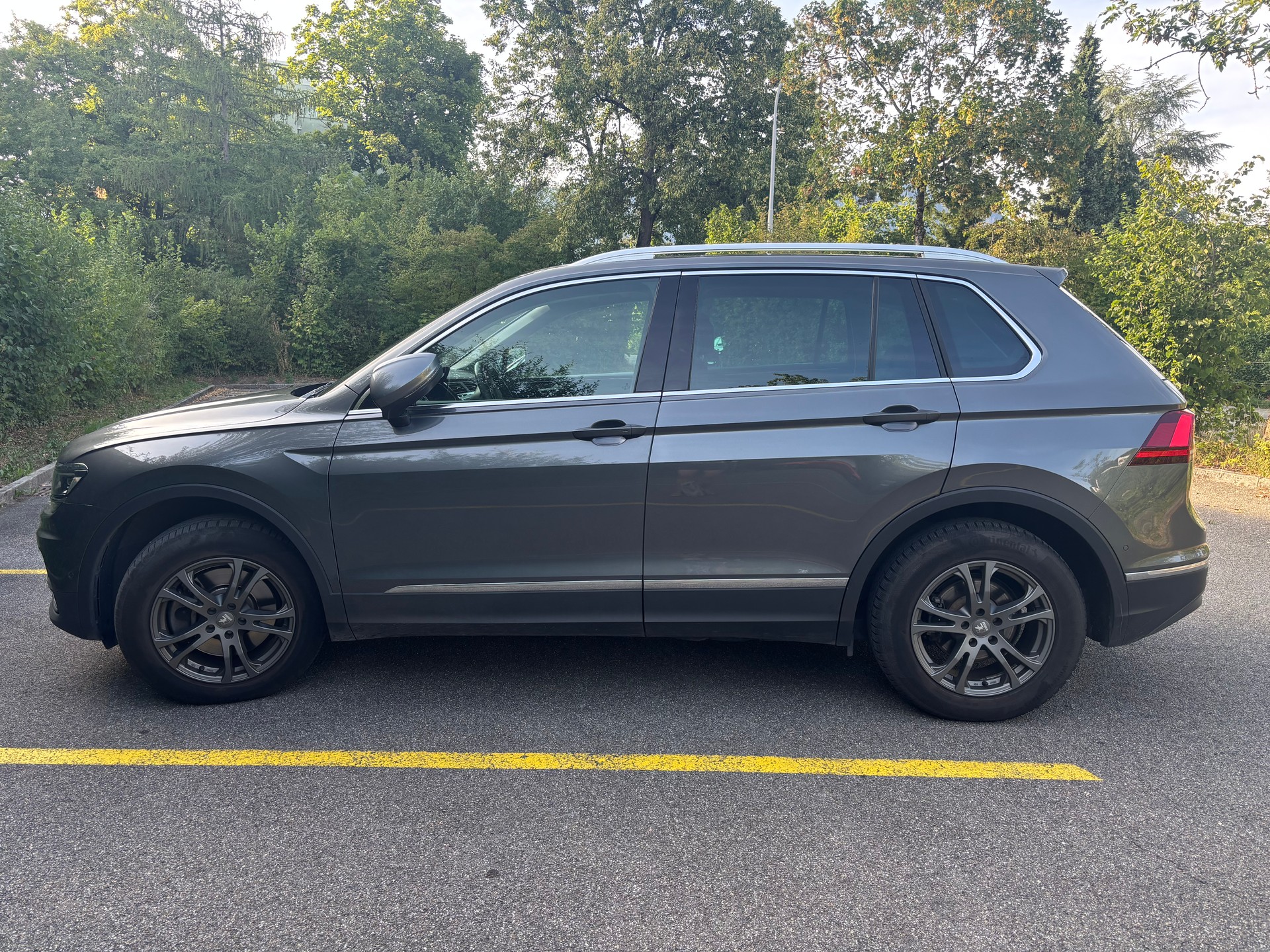 VW 2.0TSI 4Motion Highline 4Motion DSG-image-0