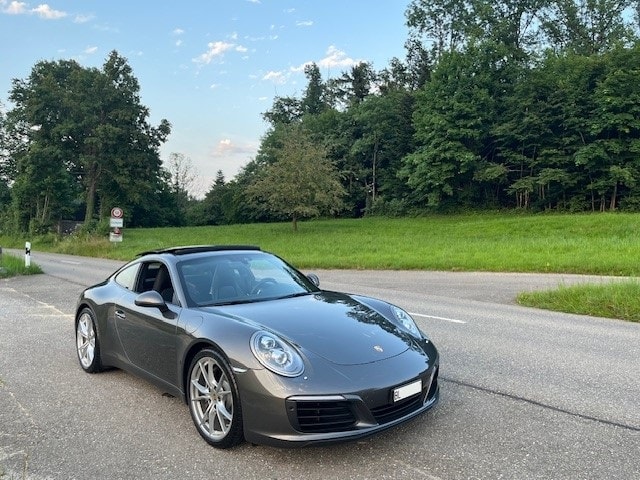 PORSCHE 3.0 Carrera PDK-image-1