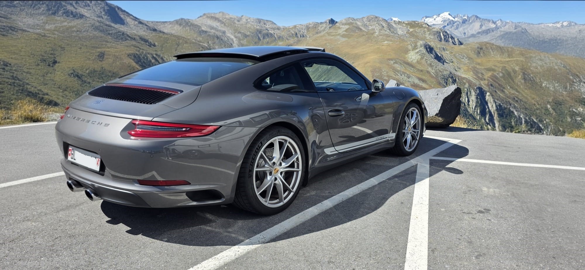 Car photo