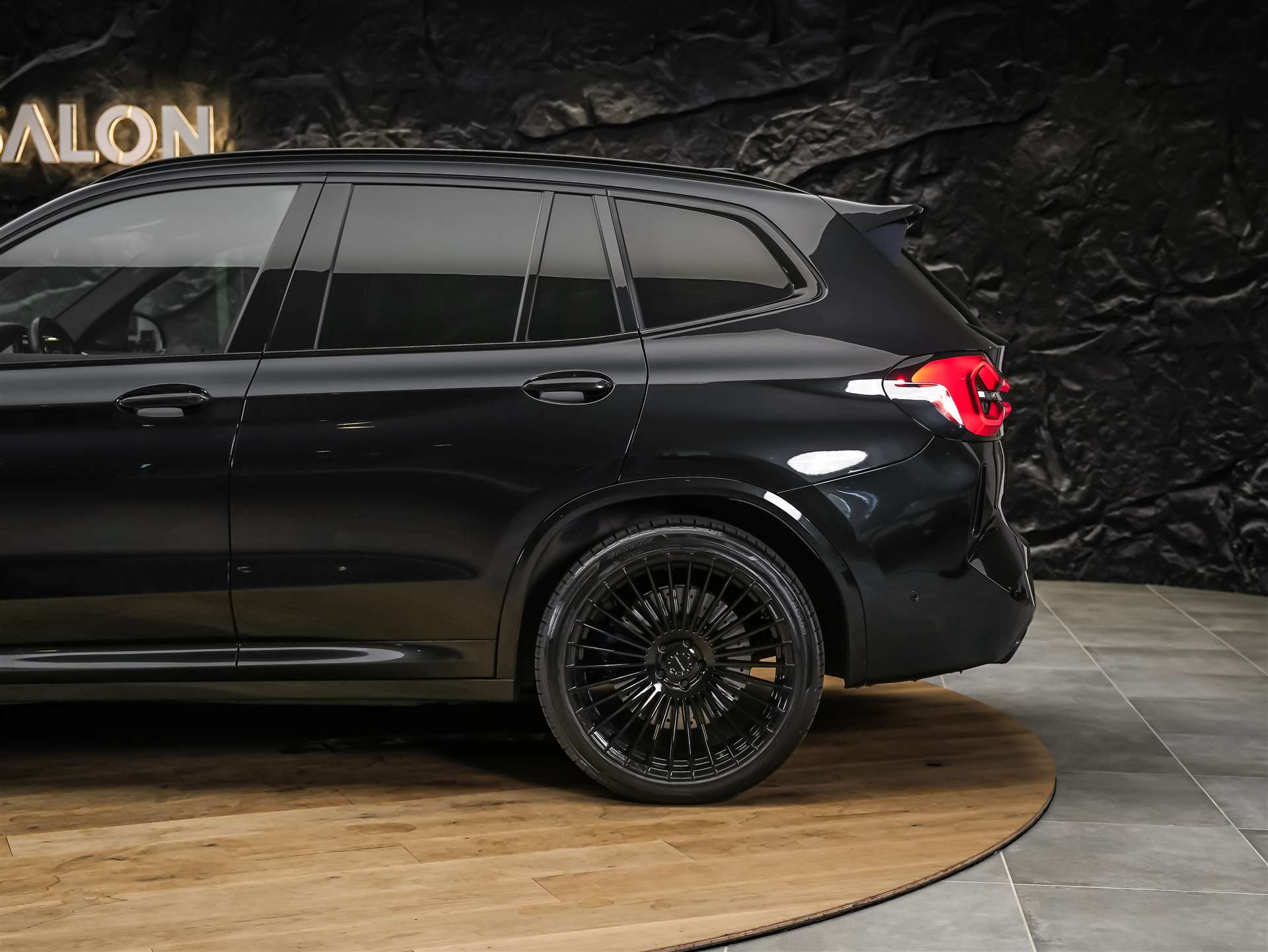 BMW X3 xDrive M Competition Steptronic *Facelift*Leder Merino*Head Up*Sitzlüftung*-image-18