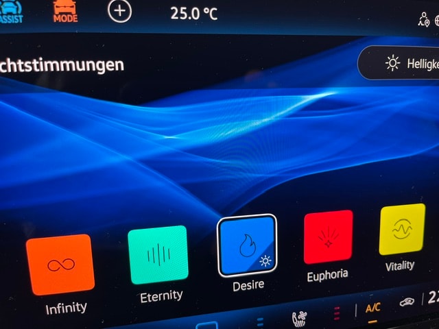 VW Golf 2.0 TSI R Black Edition DSG 4 Motion-image-19