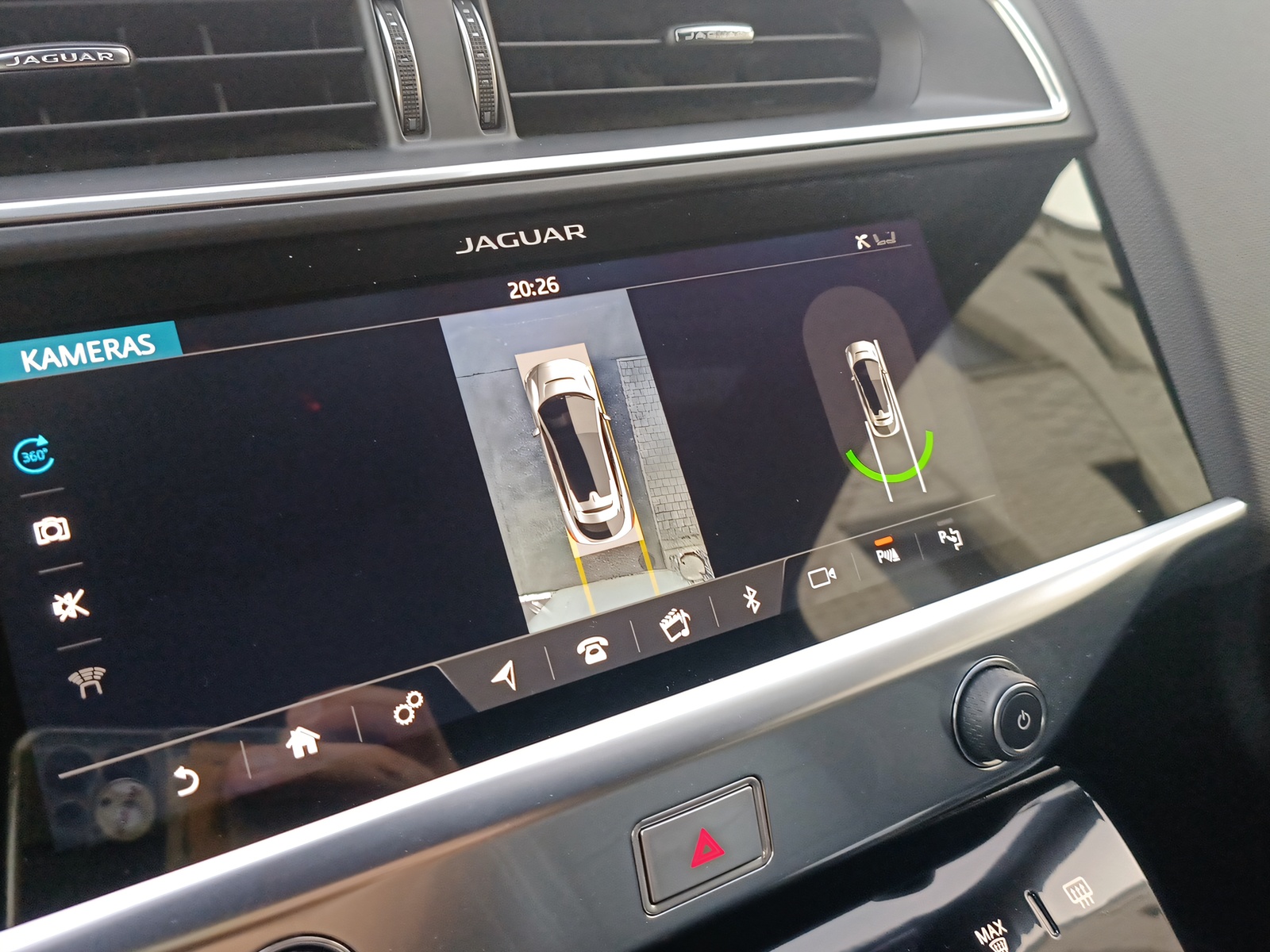JAGUAR I-Pace EV400 SE AWD-image-29