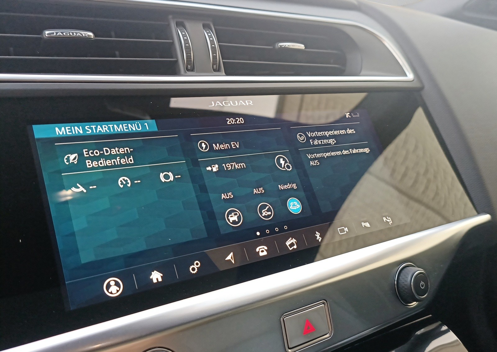 JAGUAR I-Pace EV400 SE AWD-image-25
