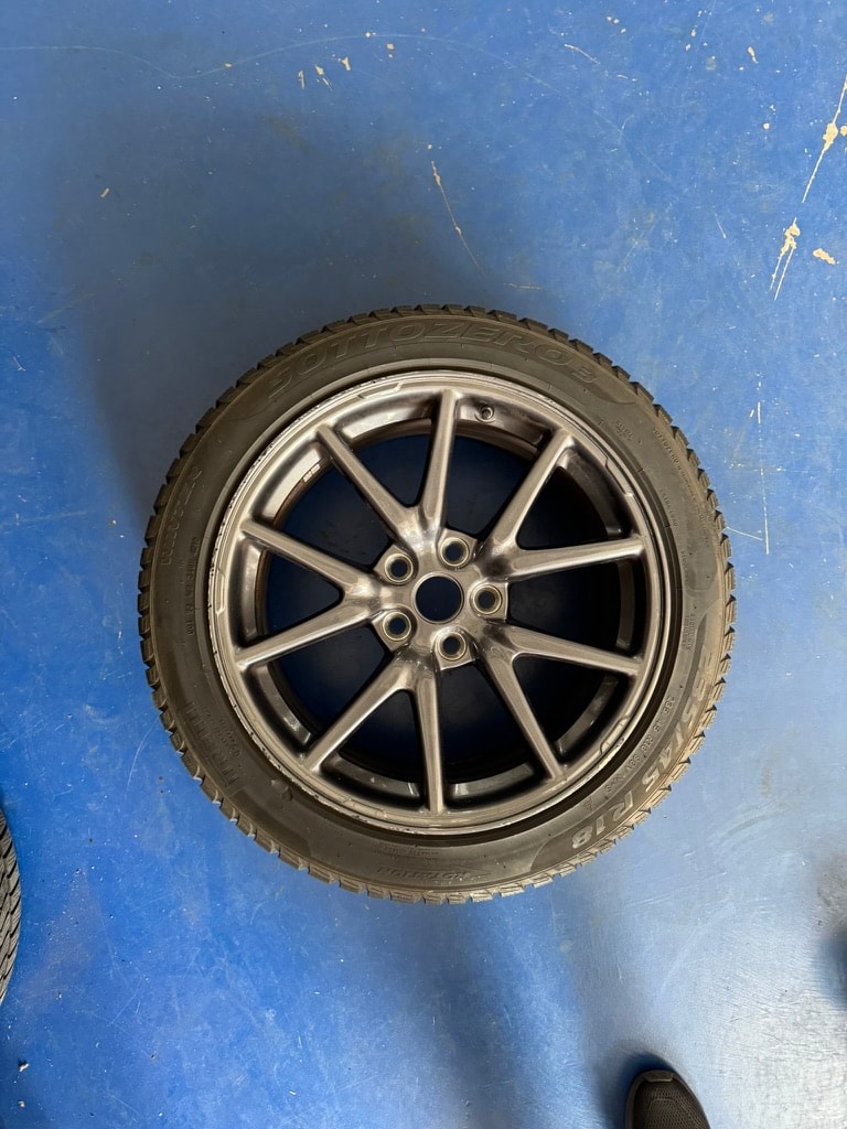 TESLA Model 3 Long Range Dual Motor AWD (CH-Fahrzeug)-image-13