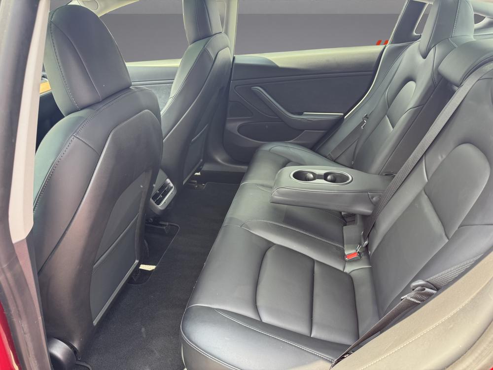 TESLA Model 3 Long Range Dual Motor AWD (CH-Fahrzeug)-image-10