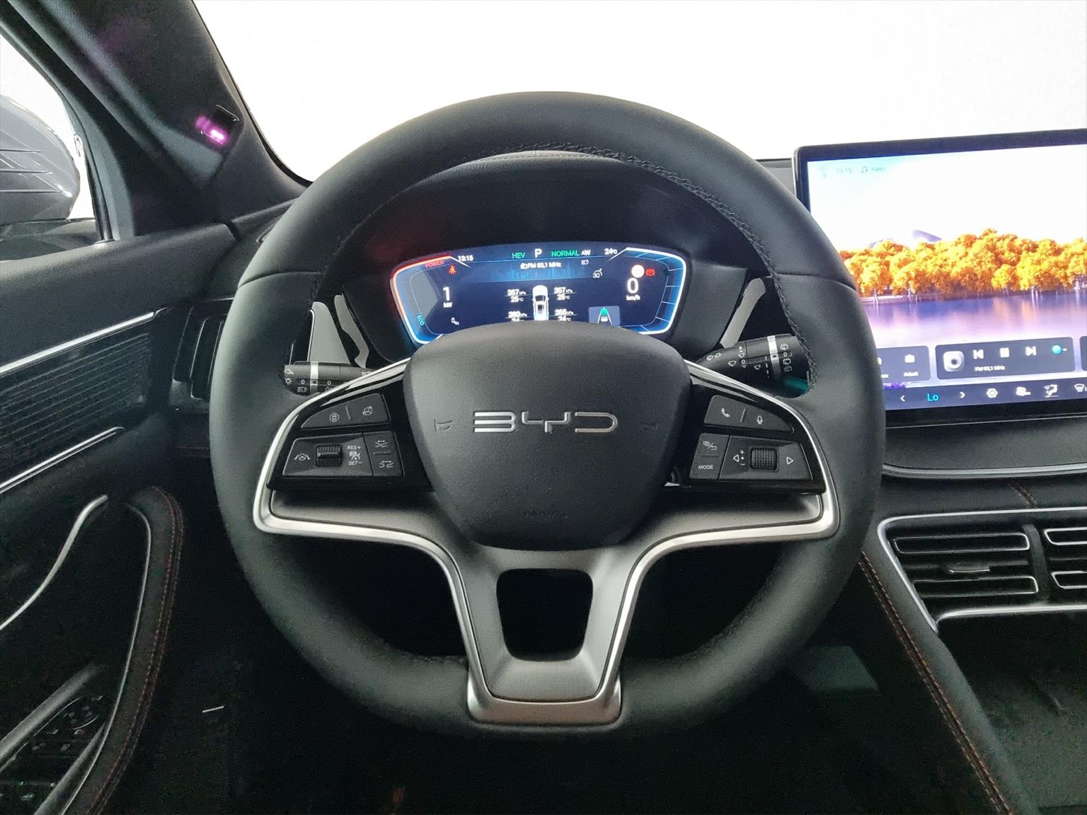 BYD Seal U DM-i Comfort FWD-image-8