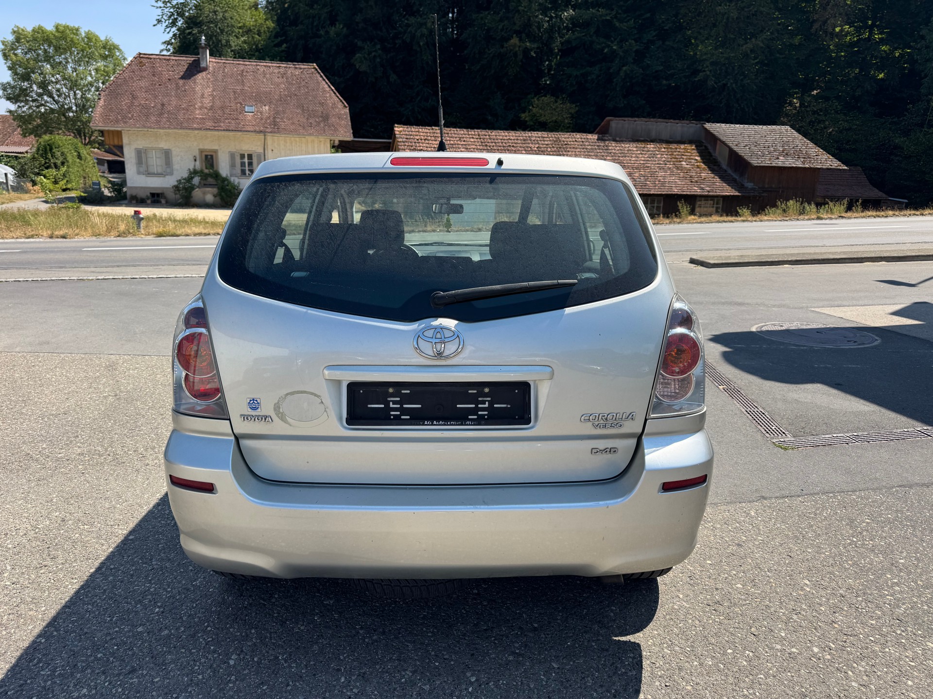 TOYOTA Corolla Verso 2.2 D-4D Linea Terra Dynamic-image-2