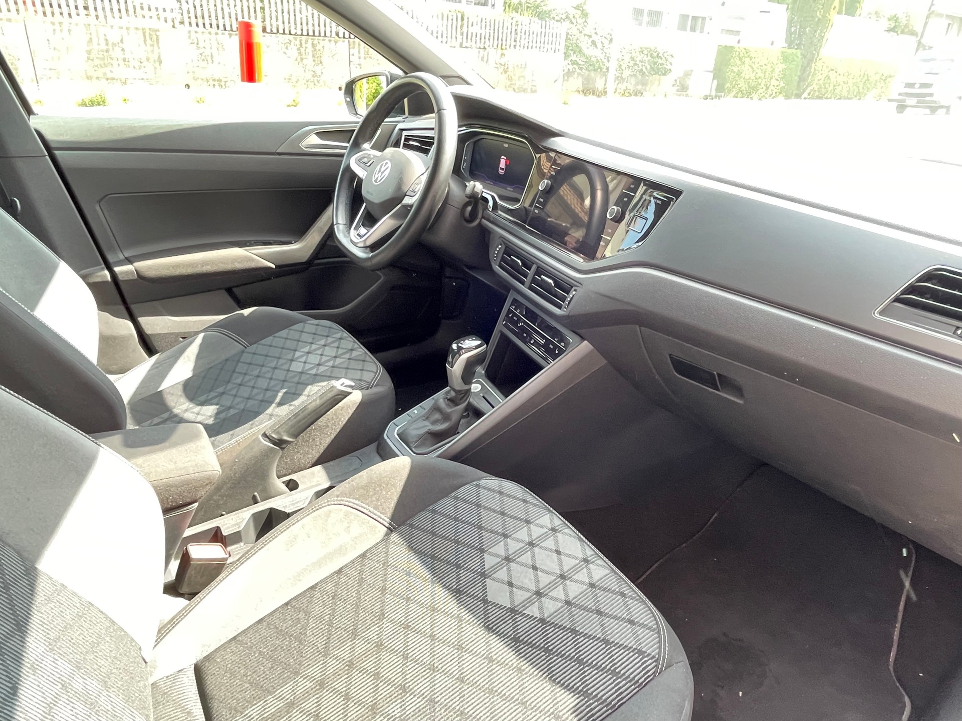 VW Polo 1.0 TSI R-Line DSG-image-5