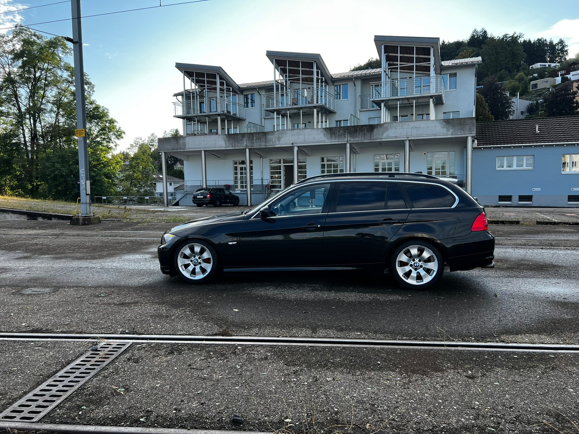 BMW 325i Touring Steptronic-image-7