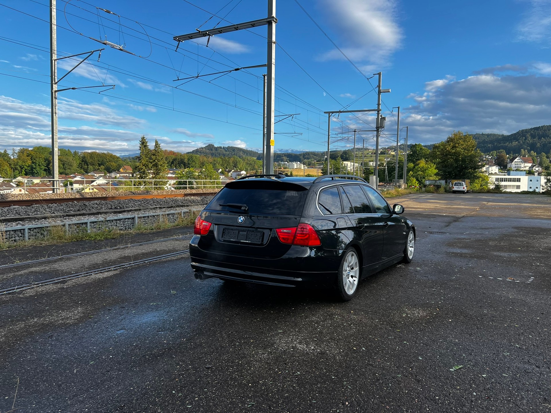 BMW 325i Touring Steptronic-image-4