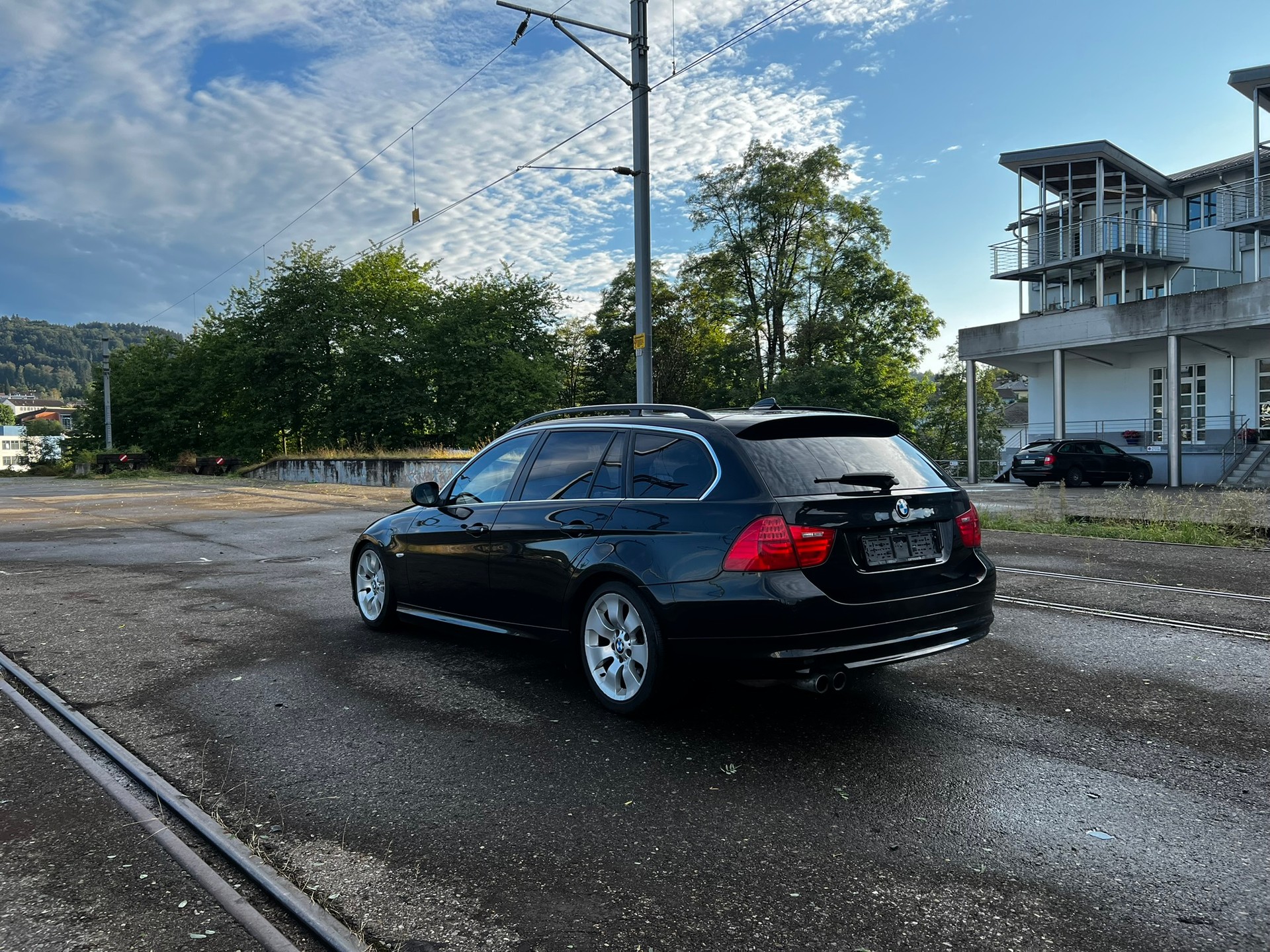 BMW 325i Touring Steptronic-image-6
