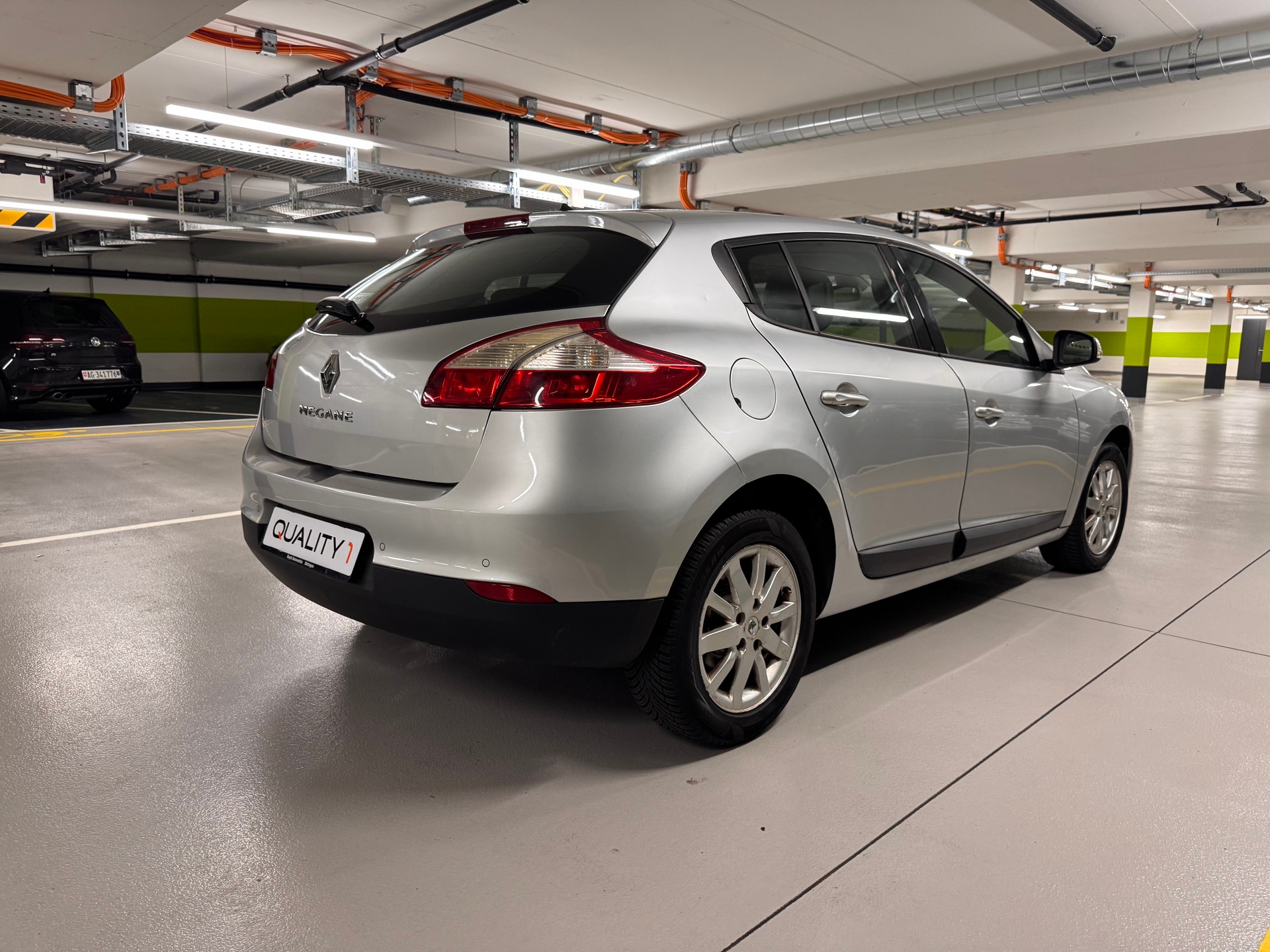 RENAULT Mégane 2.0 16V Expression CVT-image-4