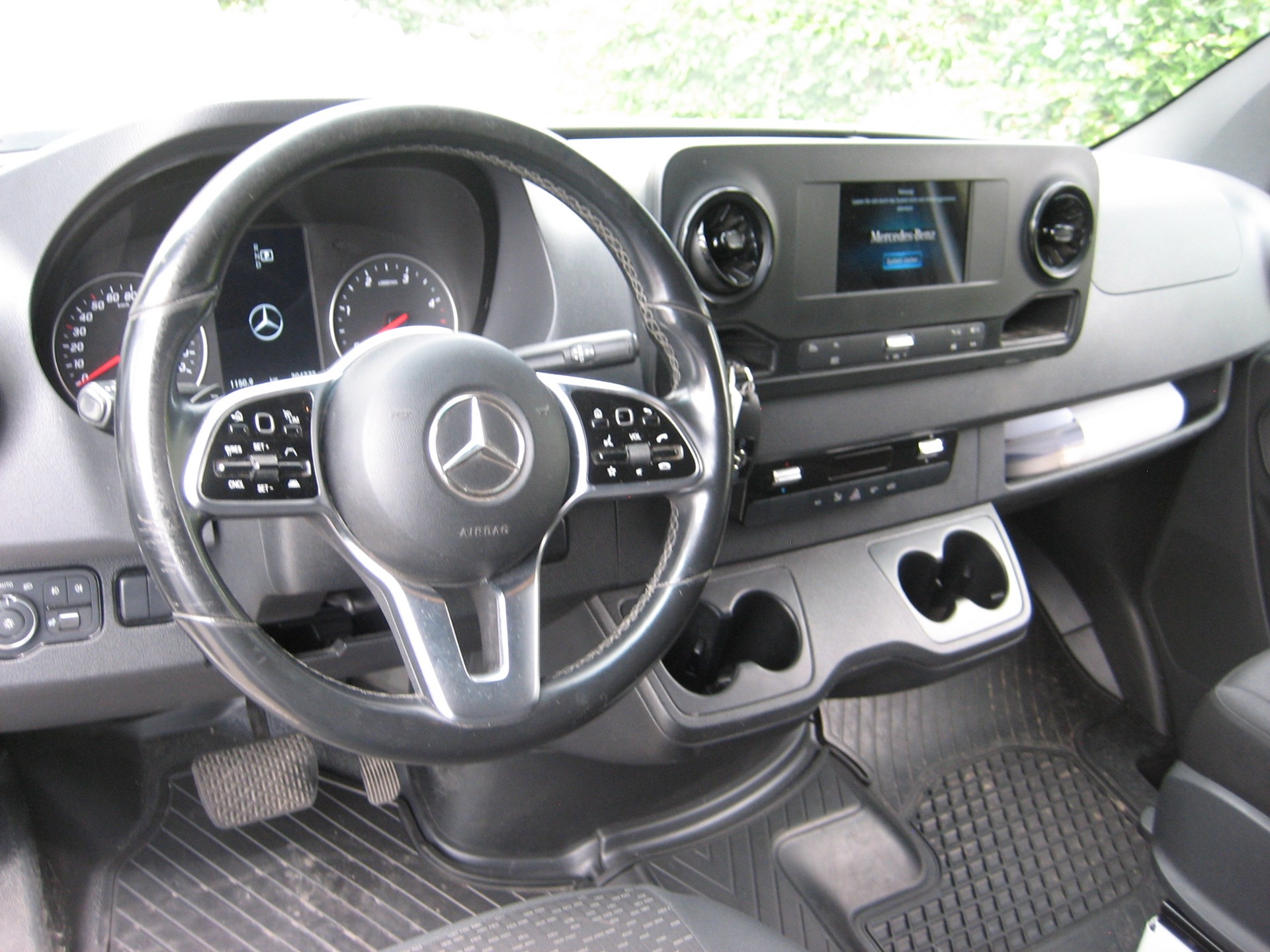 MERCEDES-BENZ Sprinter 319 CDI Lang 9G-TRONIC 4x4-image-5