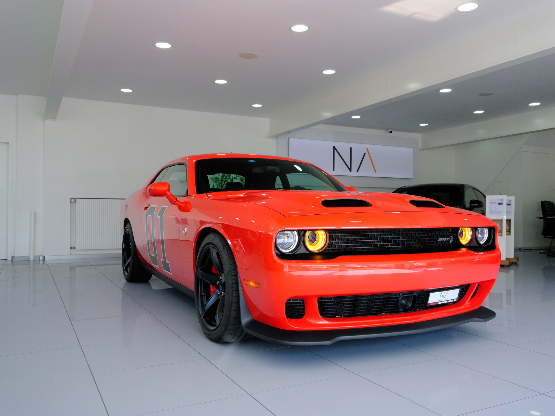 DODGE SRT-showroom-element-1