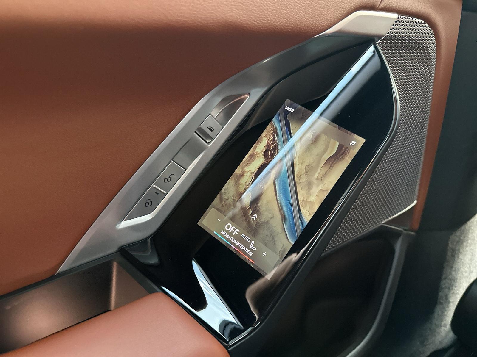 BMW i7 xDrive60 (CH) AHK * TansanitBlau Mét * SOH TEST 96%-image-26
