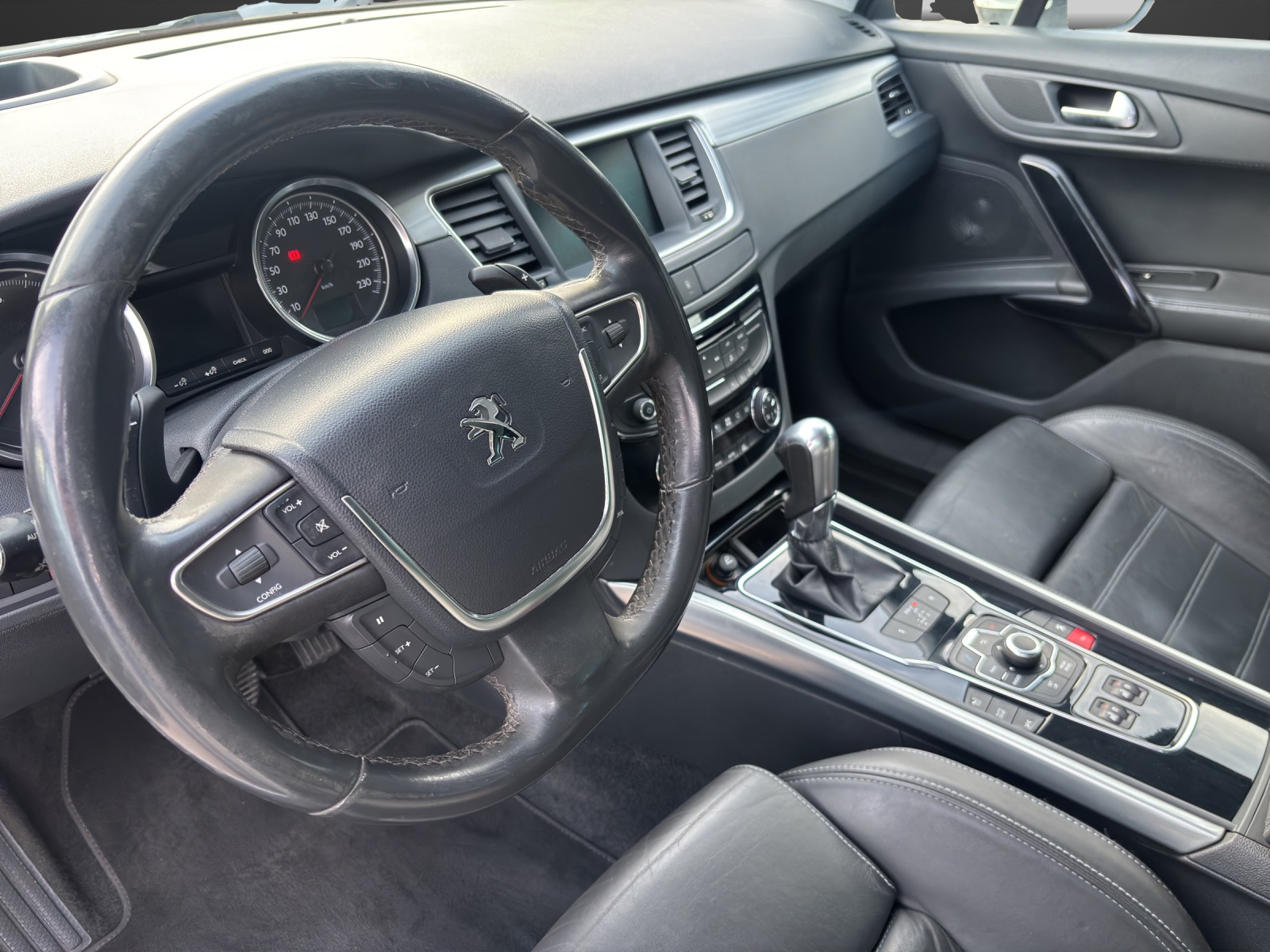 PEUGEOT 508 SW 2.2 HDI GT Automatic-image-4