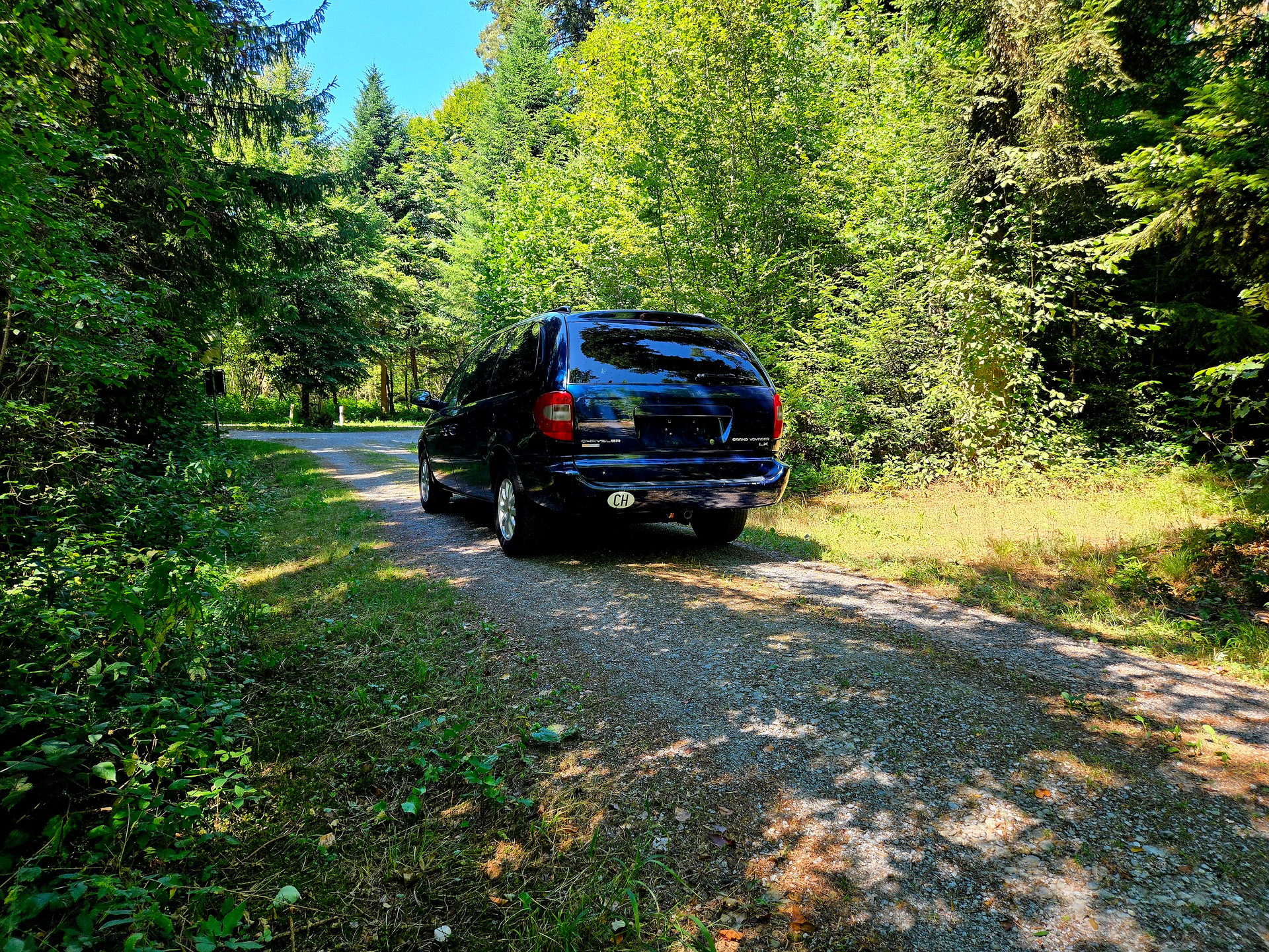 CHRYSLER Grand Voyager 3.3 LX-image-9