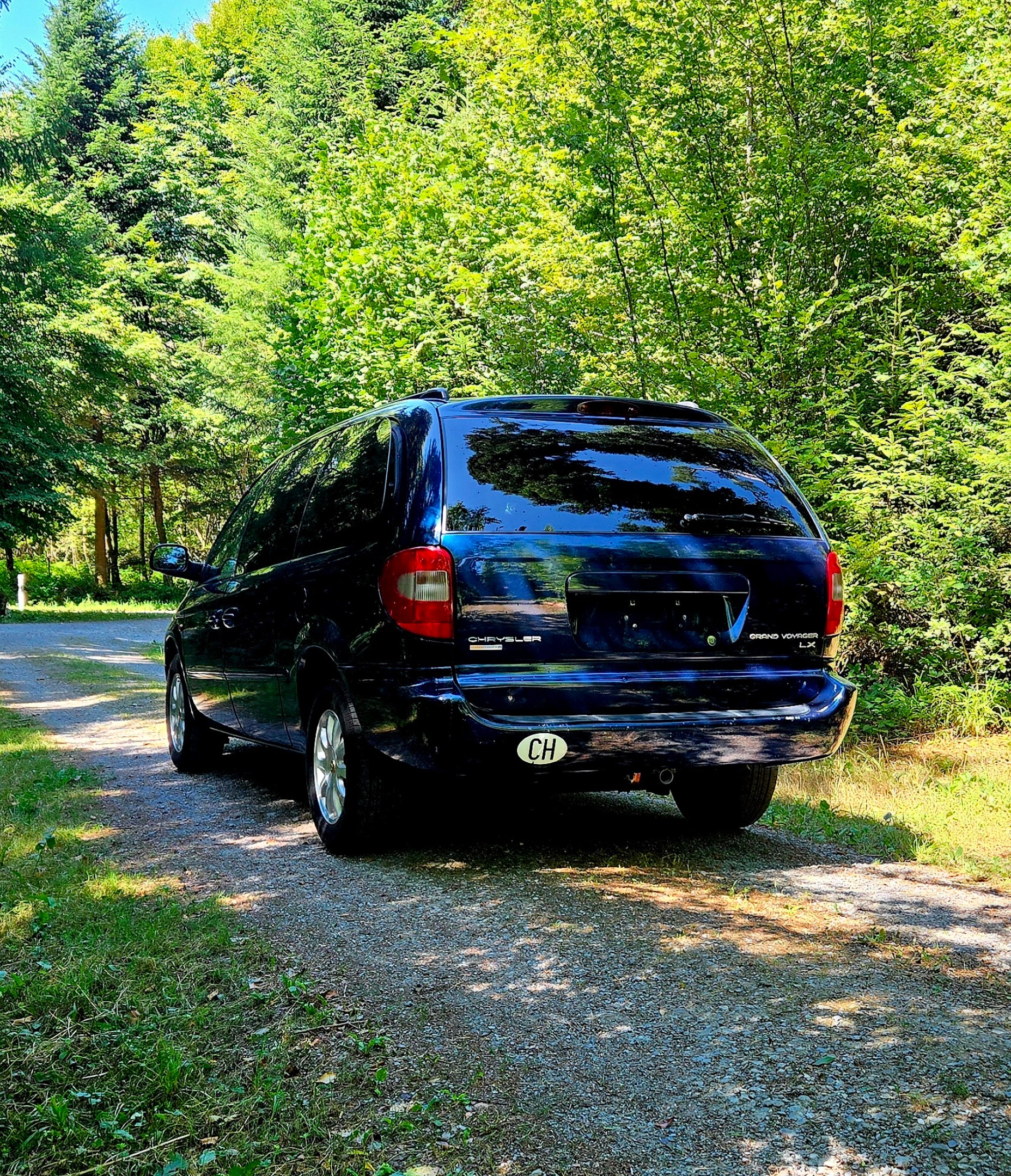 CHRYSLER Grand Voyager 3.3 LX-image-1