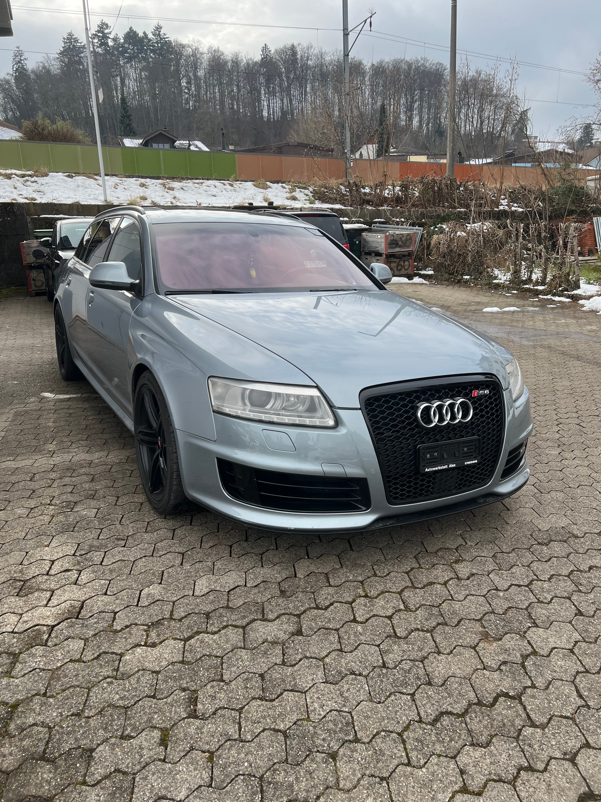 AUDI RS6 Avant 5.0 TFSI V10 quattro tiptronic-image-4
