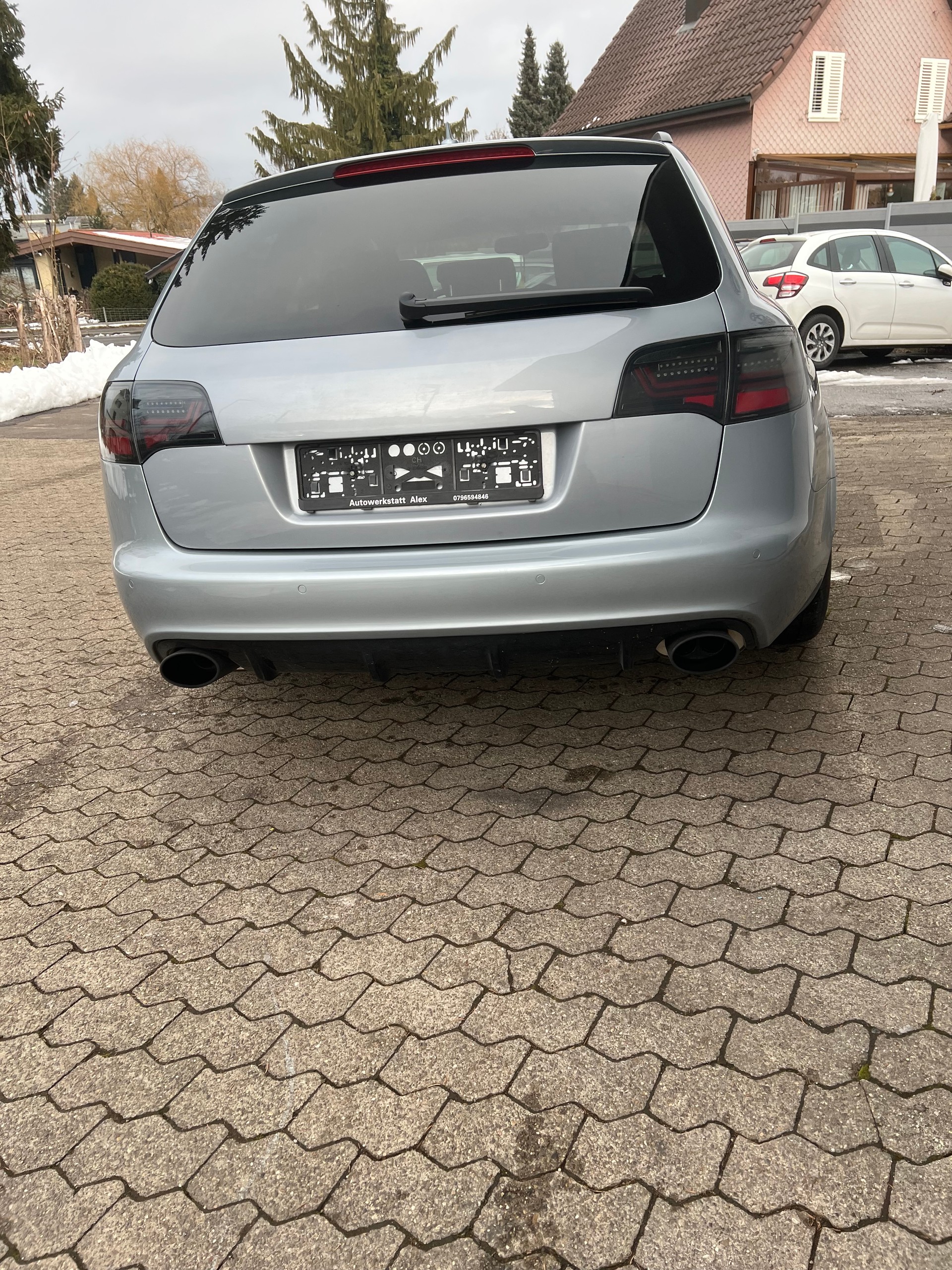 AUDI RS6 Avant 5.0 TFSI V10 quattro tiptronic-image-8