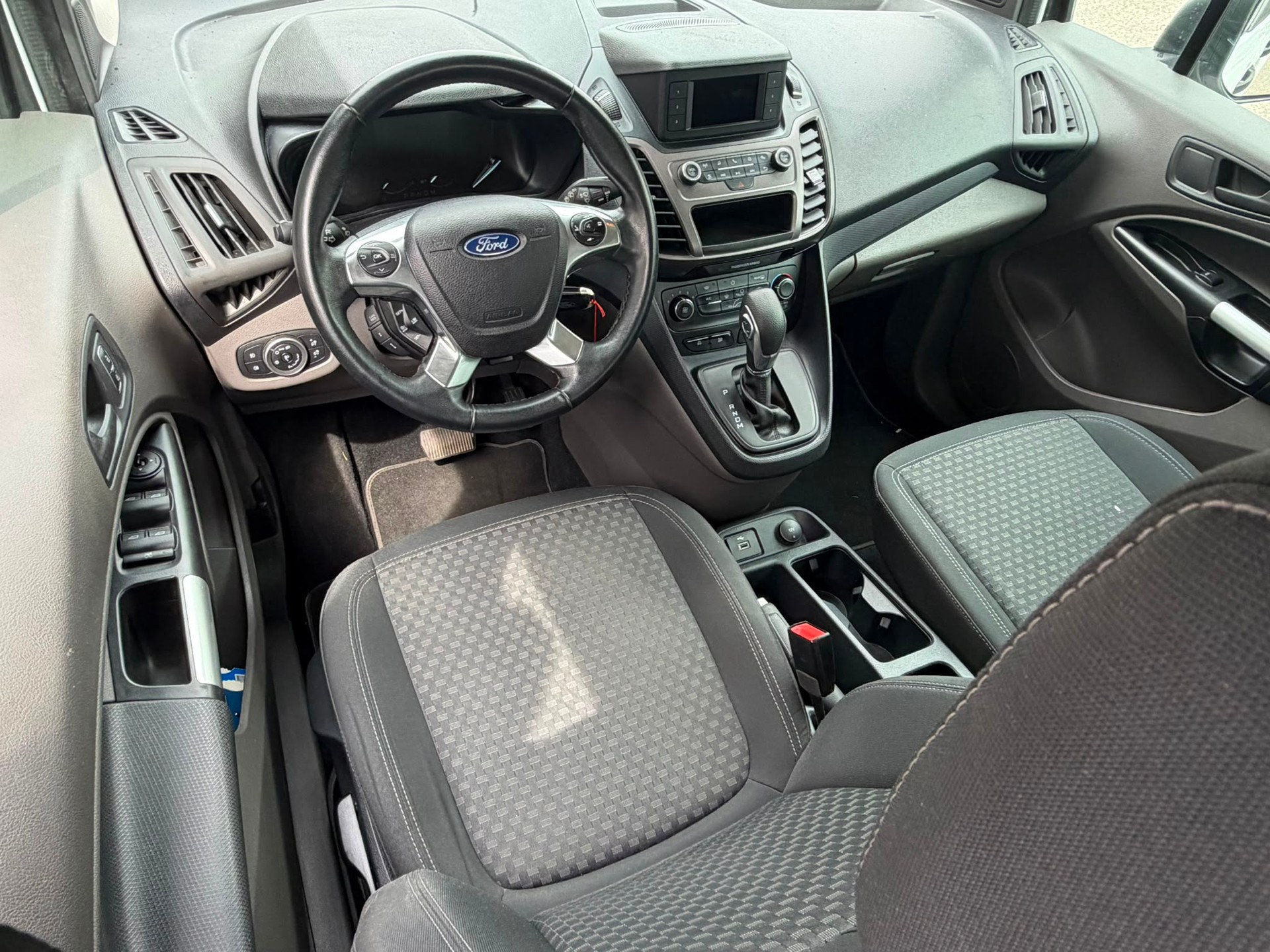 FORD Tourneo Connect 1.5 EcoBlue Trend Automat-image-6