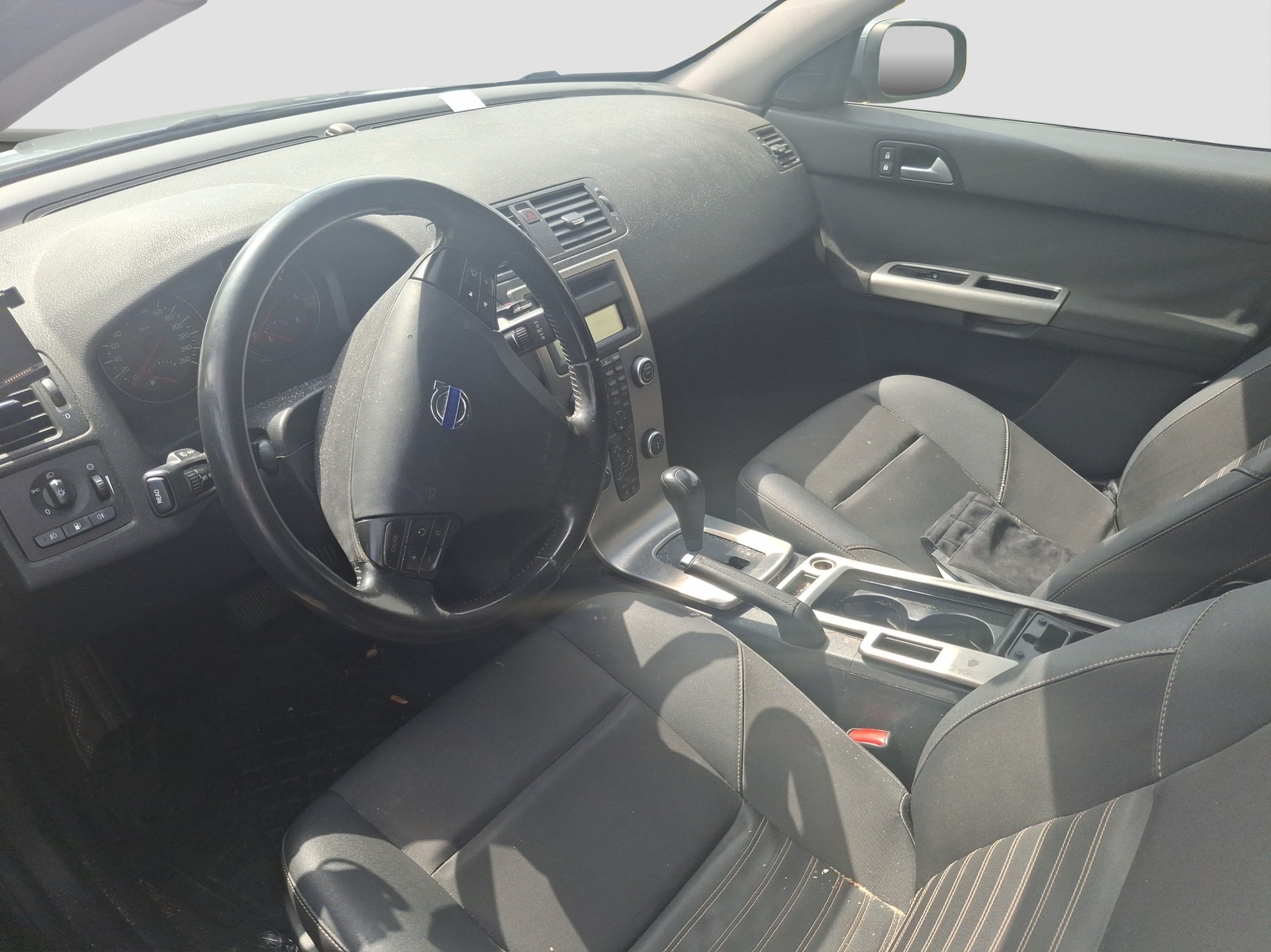 VOLVO V50 D5 Geartronic-image-8