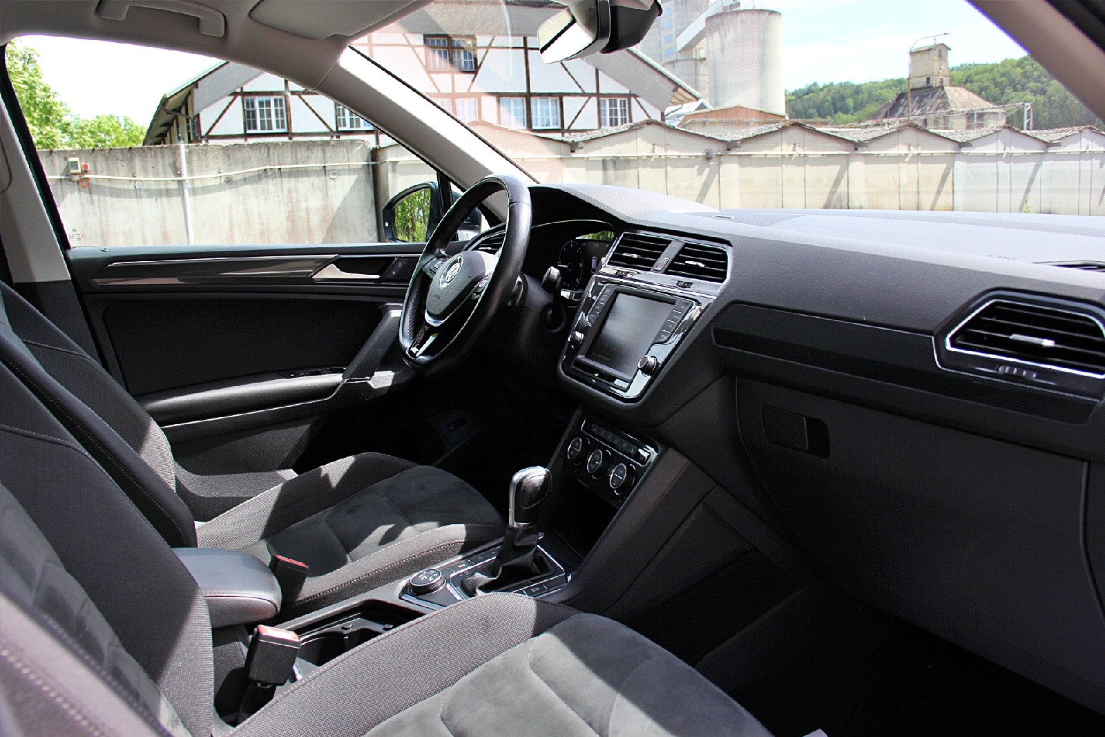VW Tiguan 2.0 TDI SCR Highline4Motion DSG-image-12