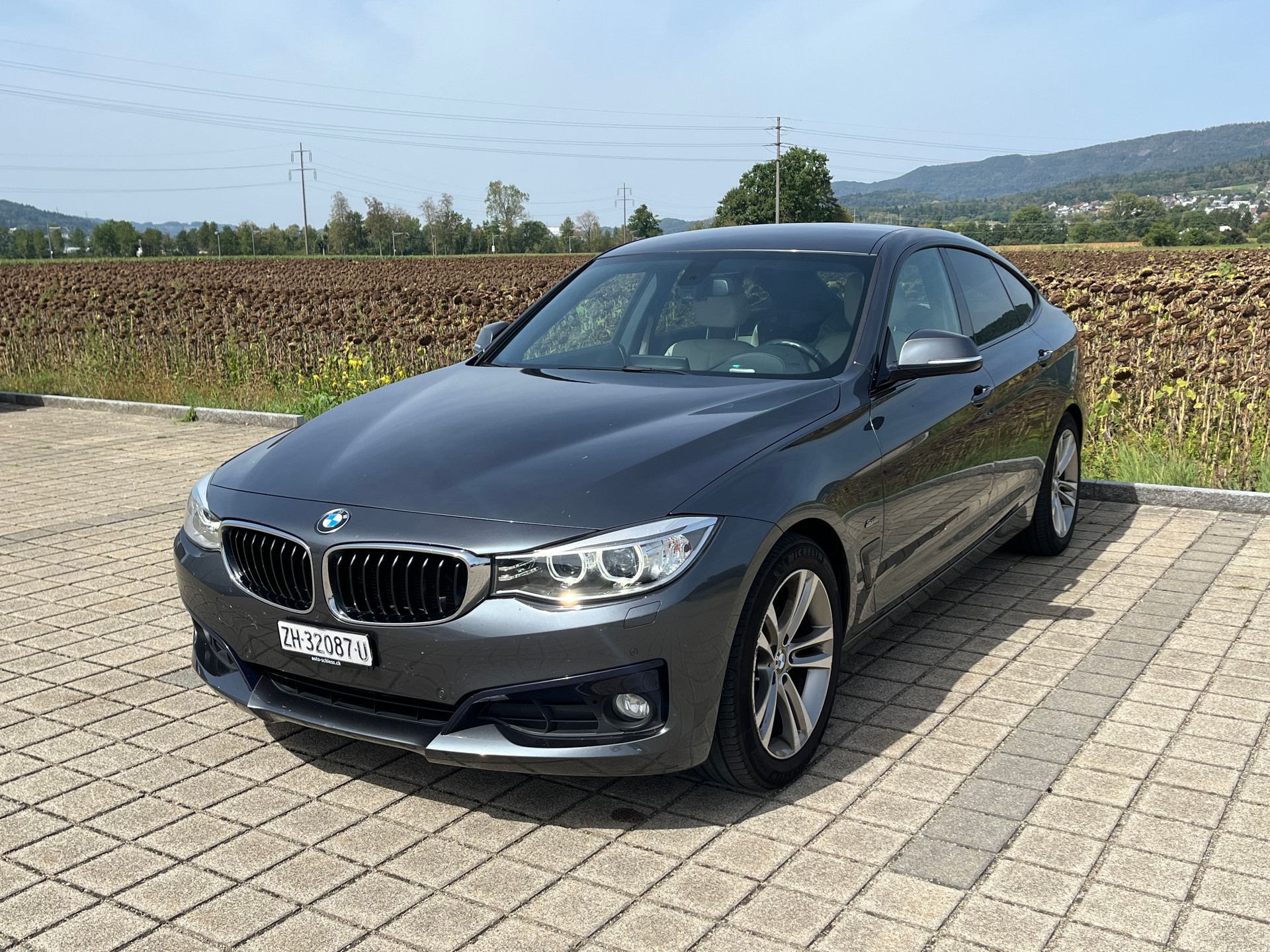 BMW 320d GT Sport Line Steptronic-image-0